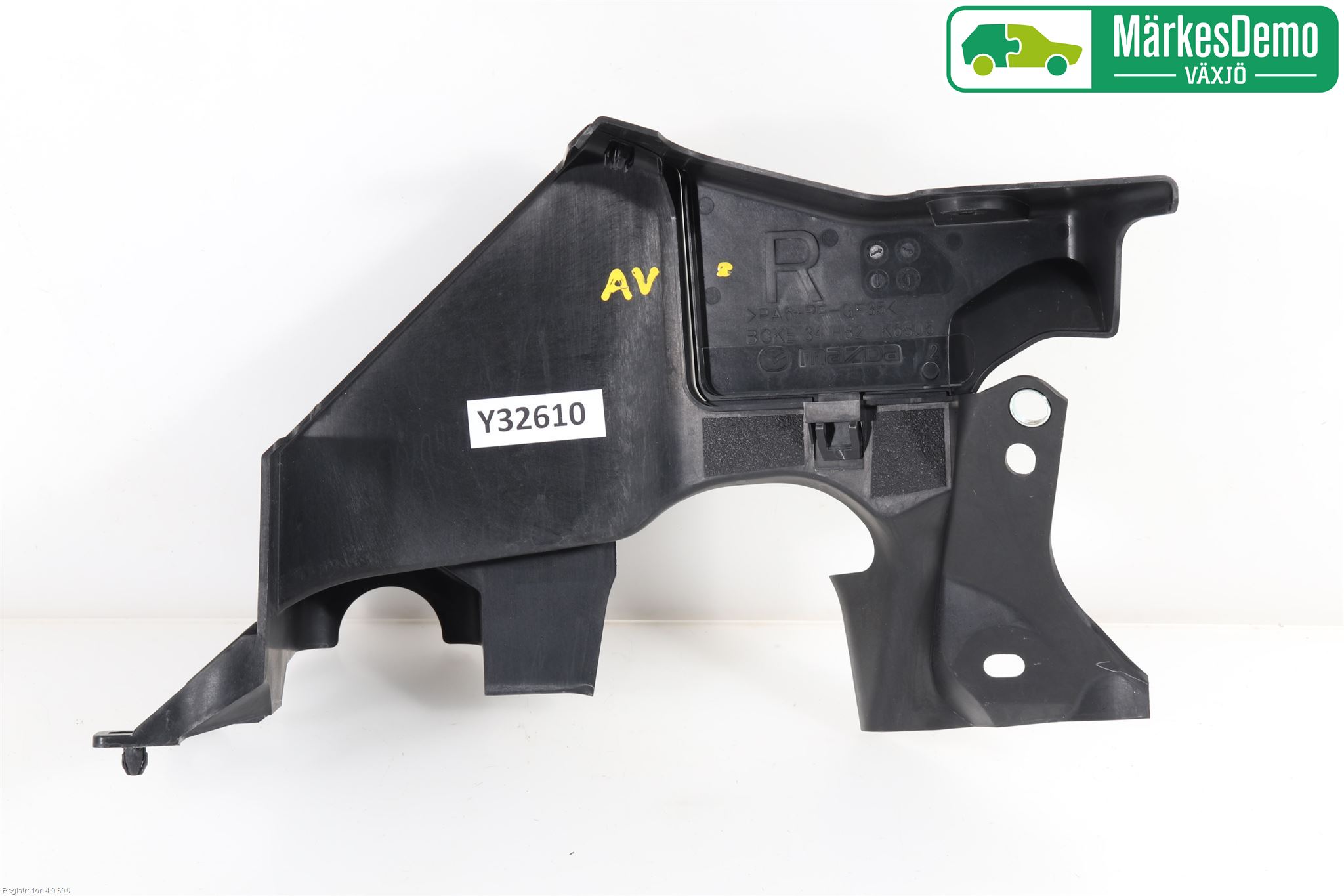 Mazda 3 IV 19- Hasplåt Plåt-Plast