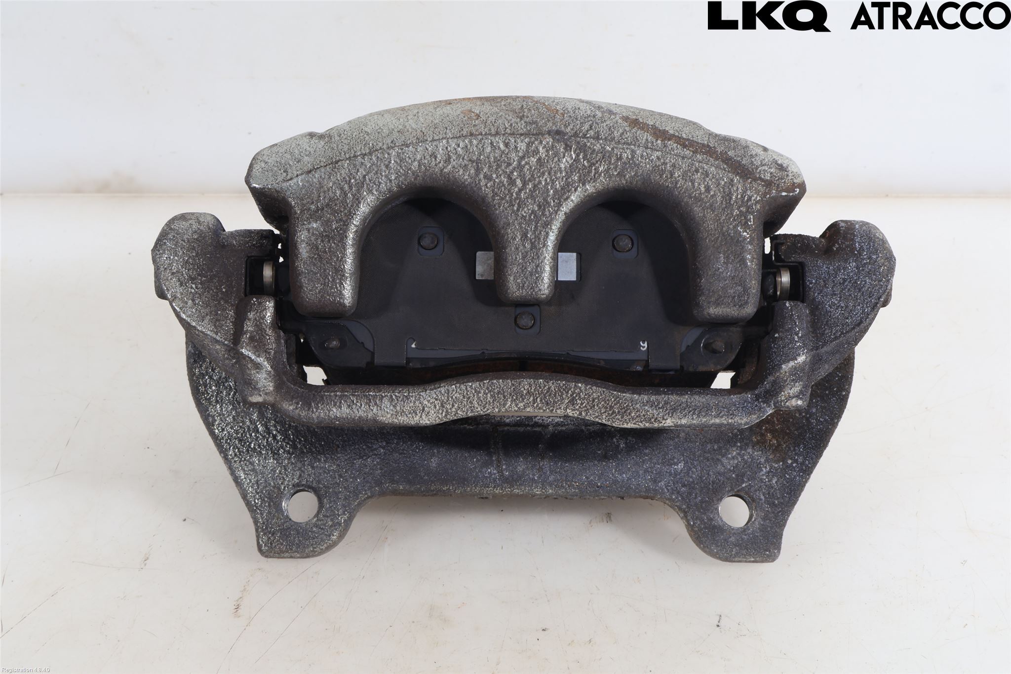 Toyota C-HR 24- Bromsok Fram Höger