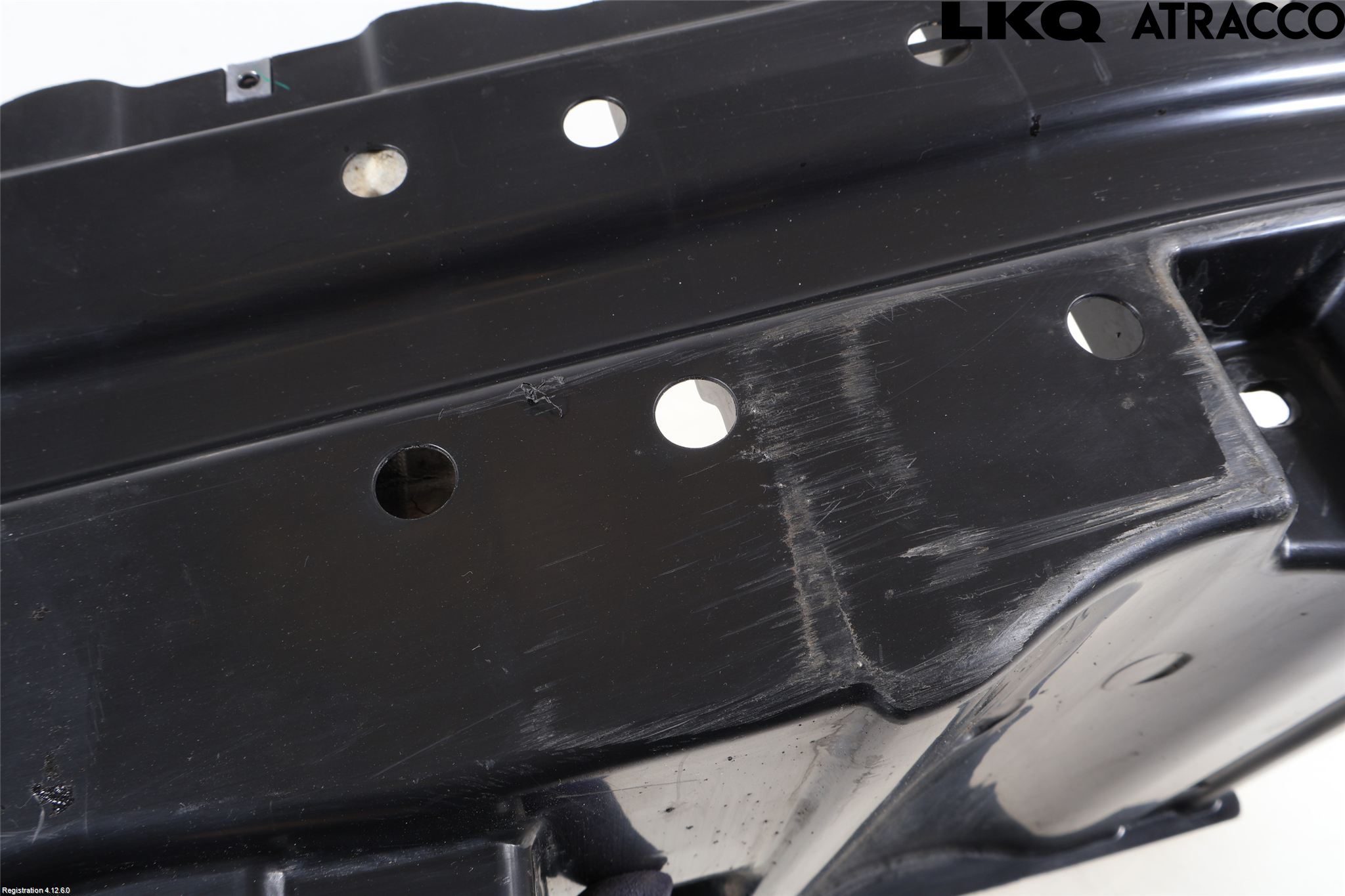 Suzuki SWIFT 17-24 Hasplåt Plåt-Plast