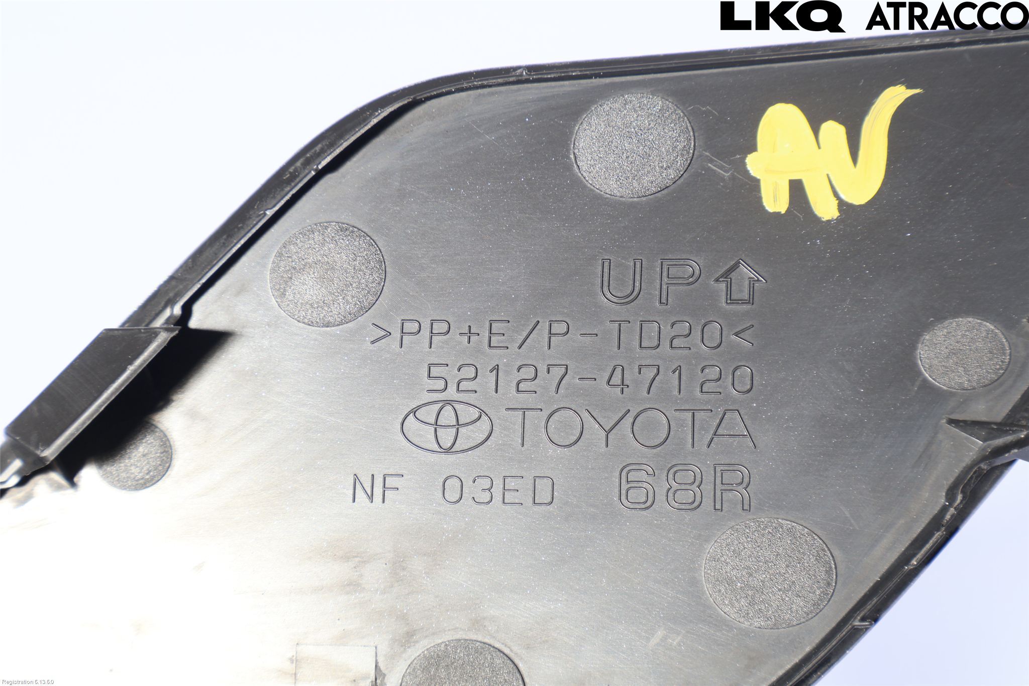 Toyota PRIUS (ZVW50) 16-21 Stötfångardel Fram Hö