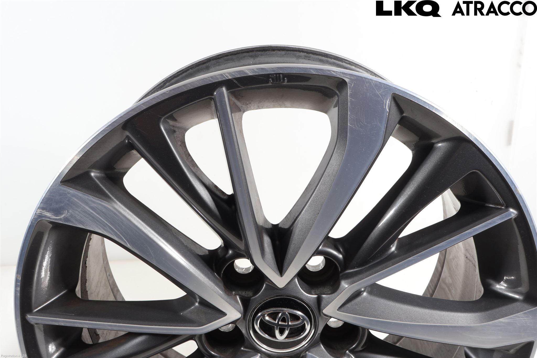 Toyota AVENSIS 16-18 Fälg Aluminium