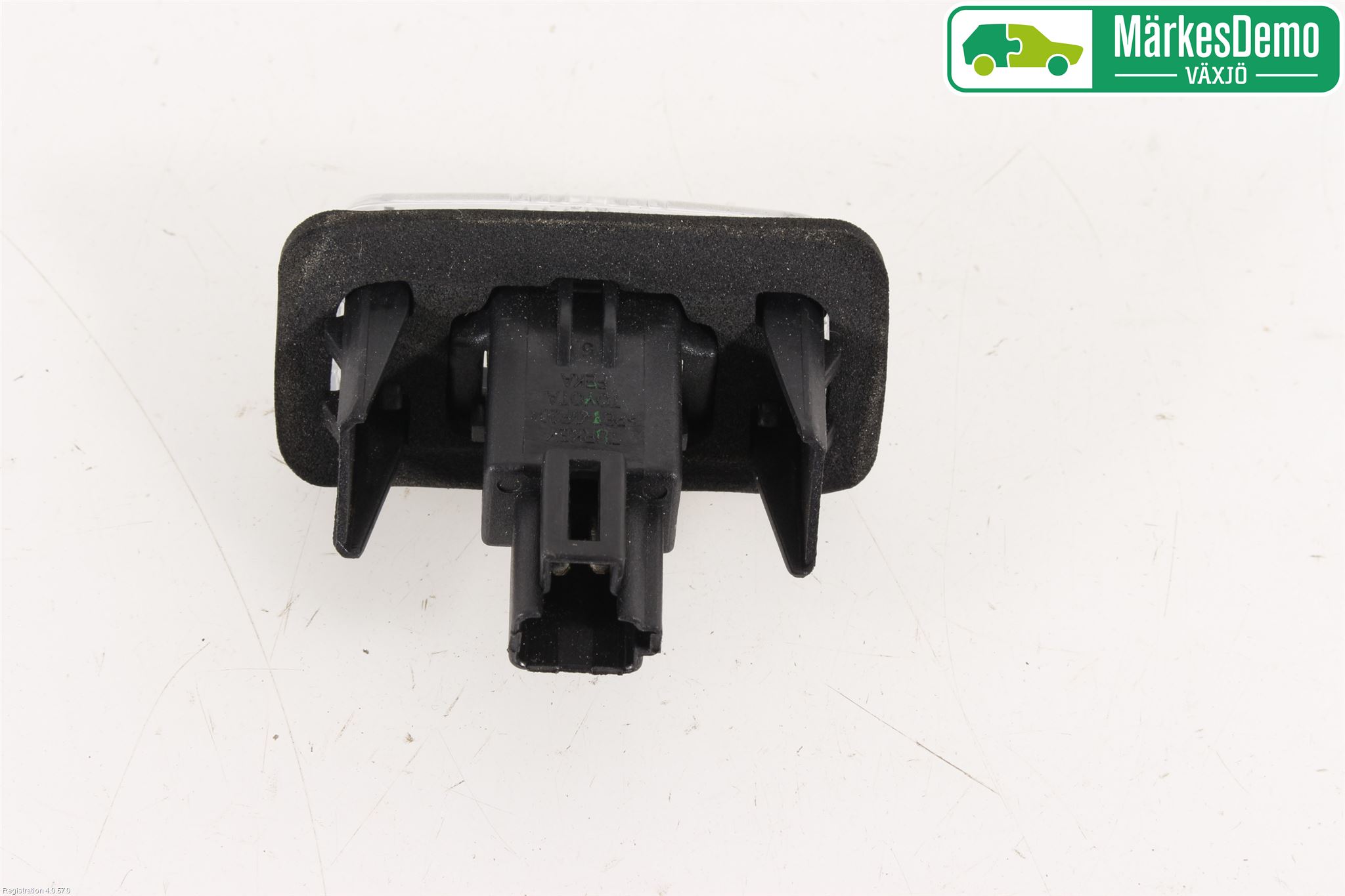 Toyota YARIS XP130 15-20 Skylt Belysning