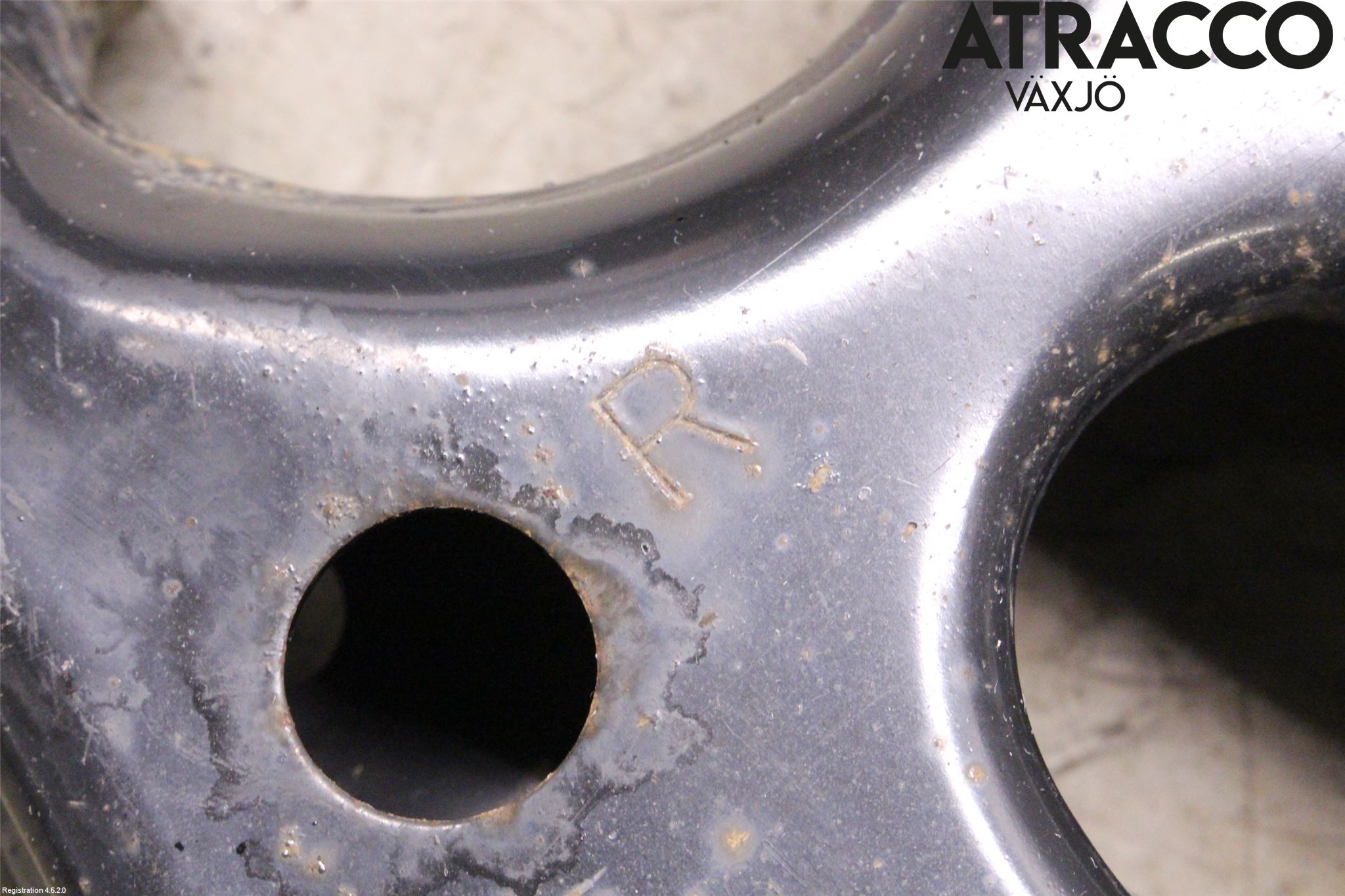 Toyota COROLLA 19- Bärarm Fram Undre Hö