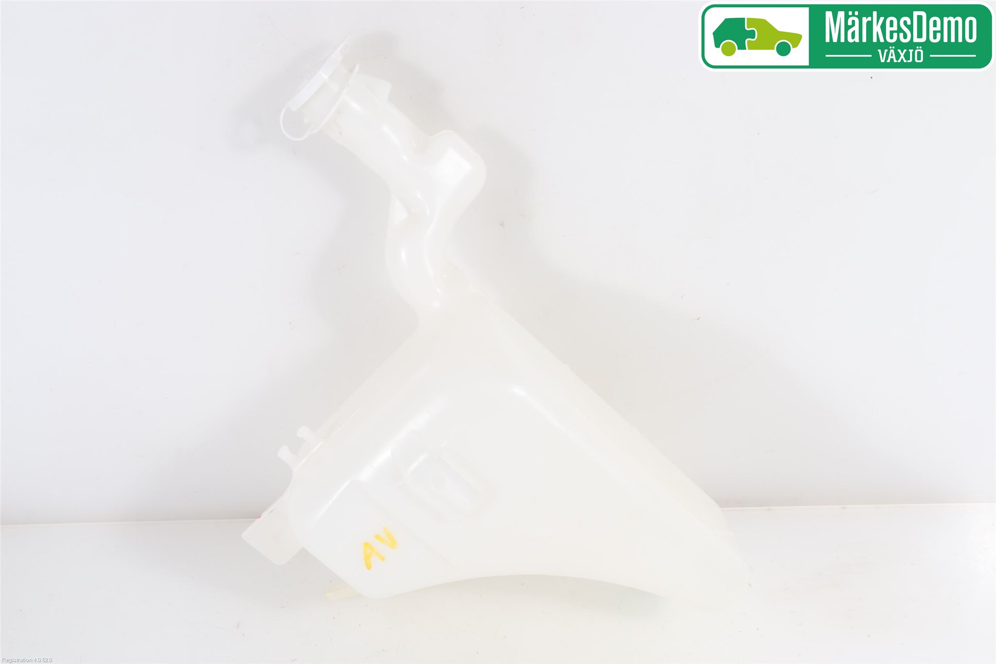 Mitsubishi OUTLANDER 13-21 Expansionstank