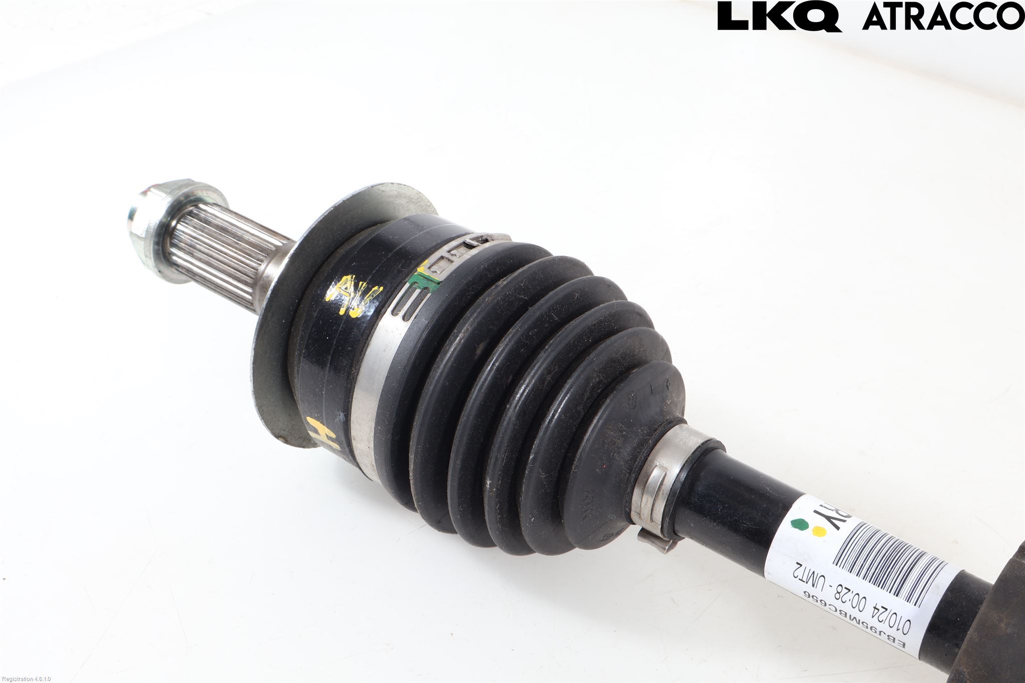 Suzuki SX4 S-CROSS 22- Drivaxel Fram Höger