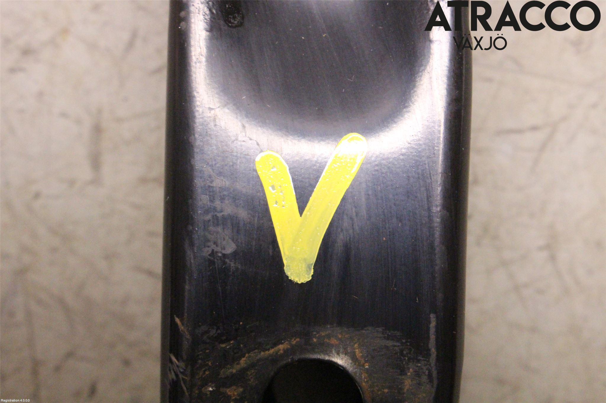 Ford KUGA 13-16 Kylarfäste-Ram-Balk