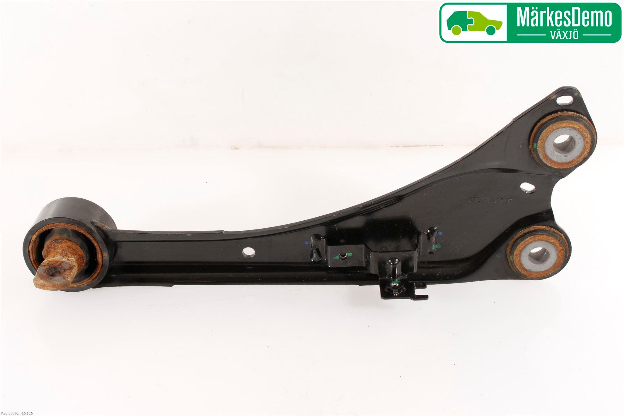 Toyota AVENSIS 16-18 Bärarm Bak Höger