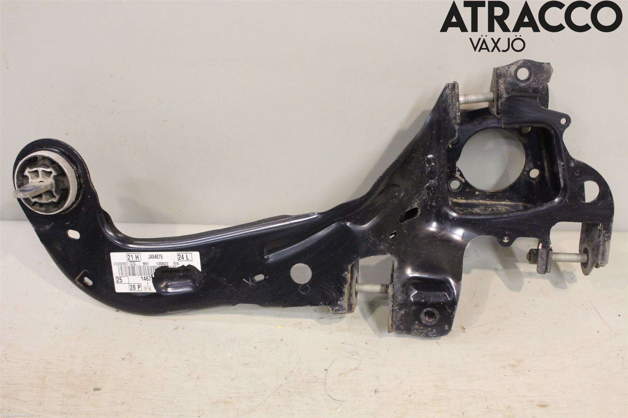 Ford FOCUS 19- Bärarm Bak Höger