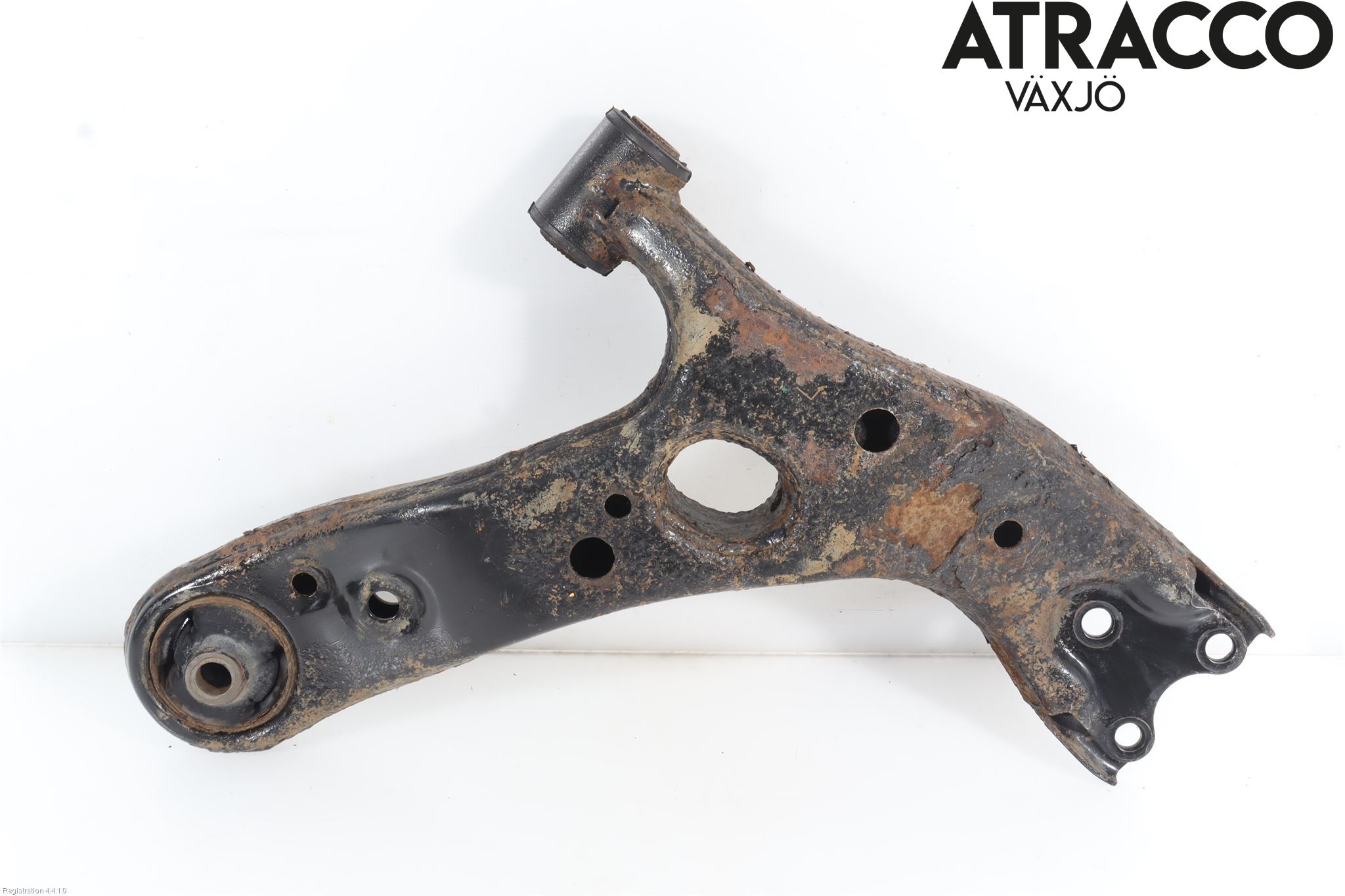 Toyota AURIS 13-19 Bärarm Fram Undre Vä