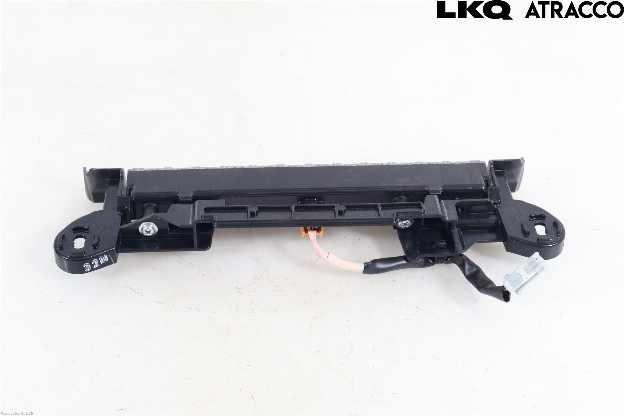 Toyota bZ4X EA10 22- Bromsljus Bakruta