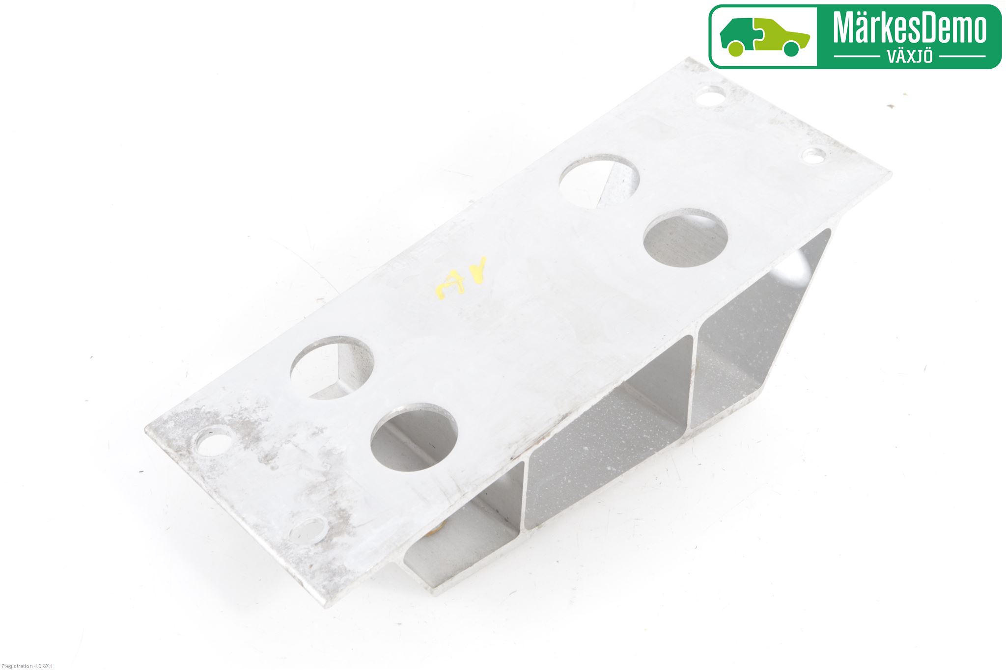 Lexus IS 250/350 14-20 Stötfångarbärjärn Bak