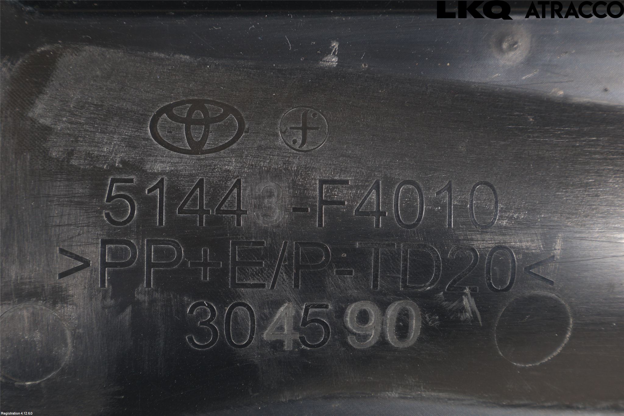 Toyota C-HR 16-23 Hasplåt Plåt-Plast