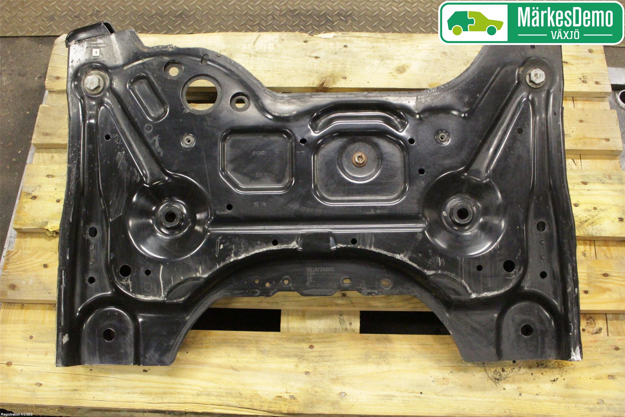 Toyota PROACE I 13-16 Framvagnsbalk