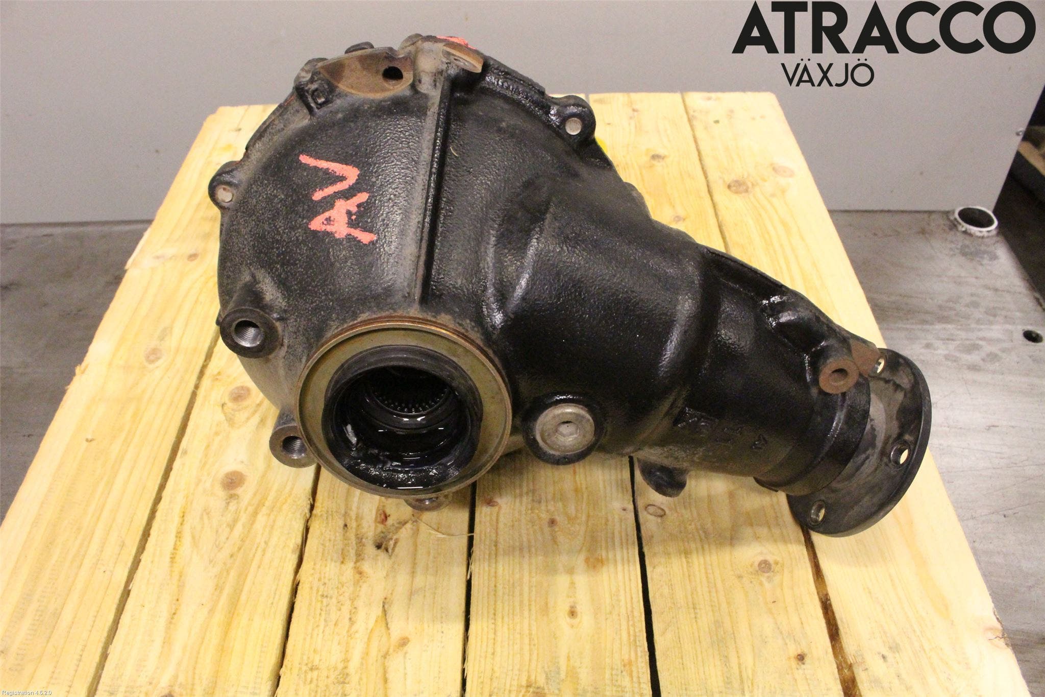 Toyota HILUX 16- Framvagn Diffrential