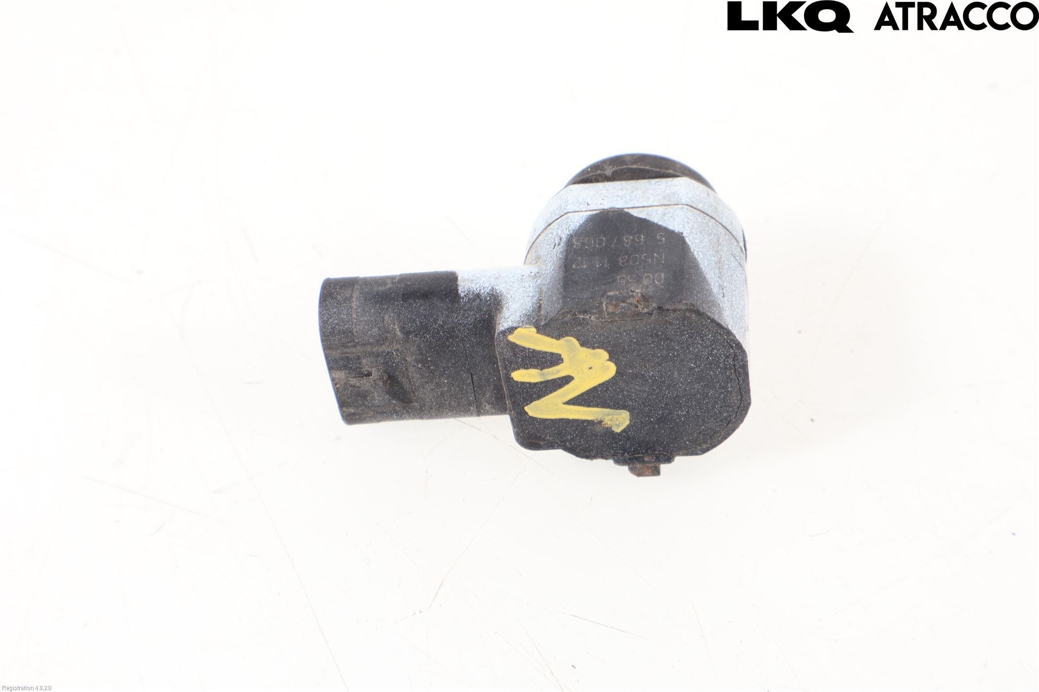 Volkswagen VW PASSAT 11-14 Parkeringshjälp Frontsensor