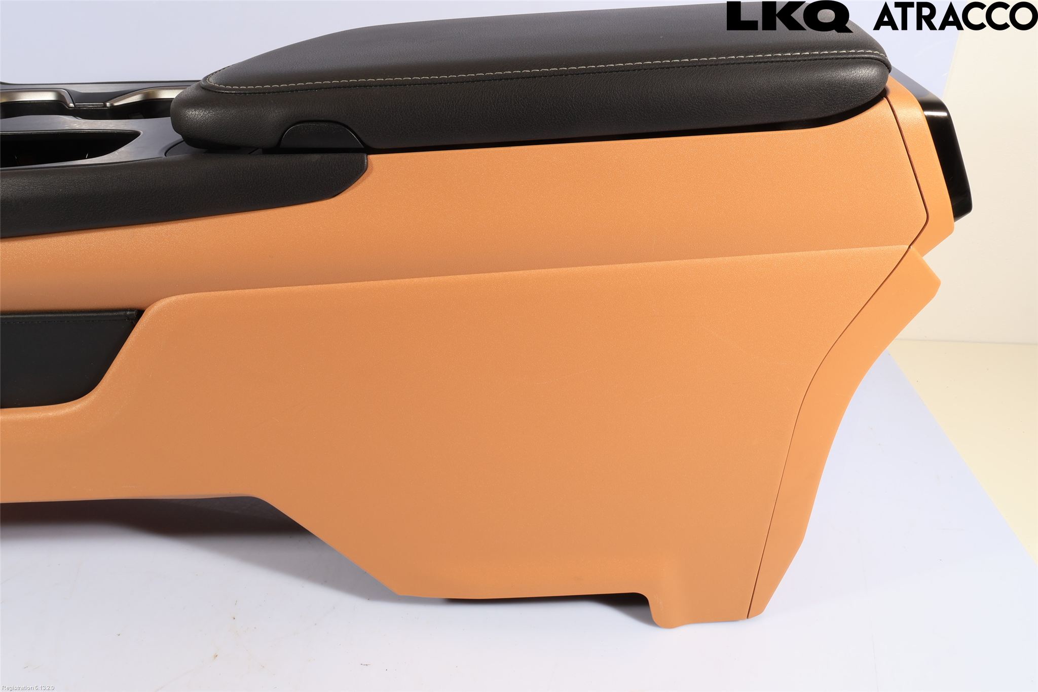 Lexus RZ 23- Instrumentkonsoll Golv