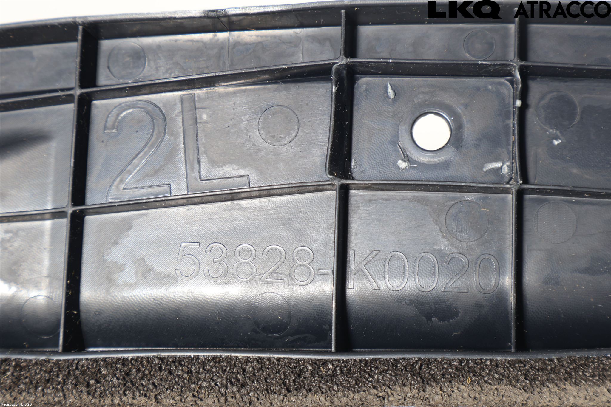 Toyota YARIS XP21 20- Skärm Hörn Utfyllnad Fram