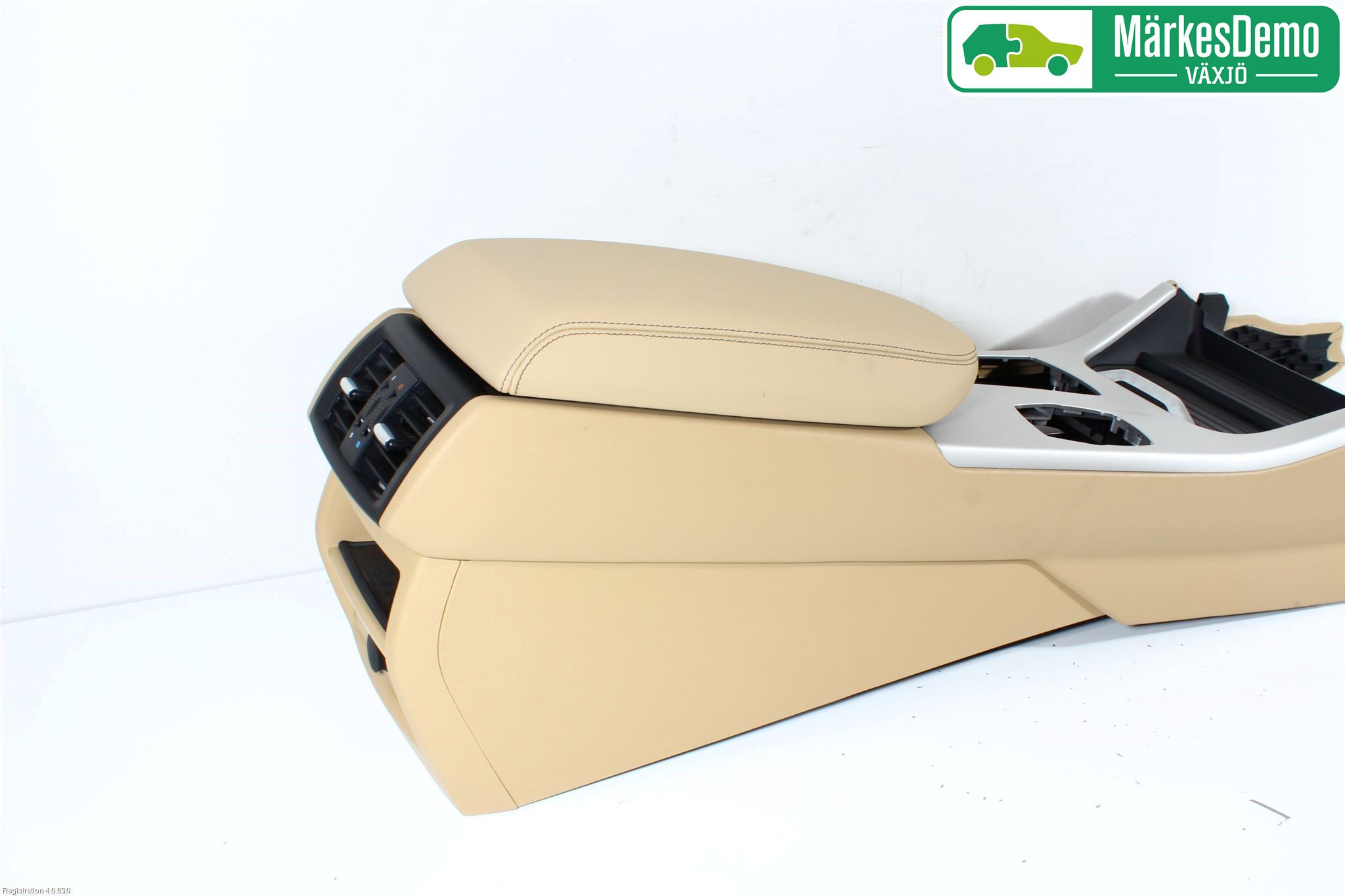 BMW X3 F25 10-17 Instrumentkonsoll Golv