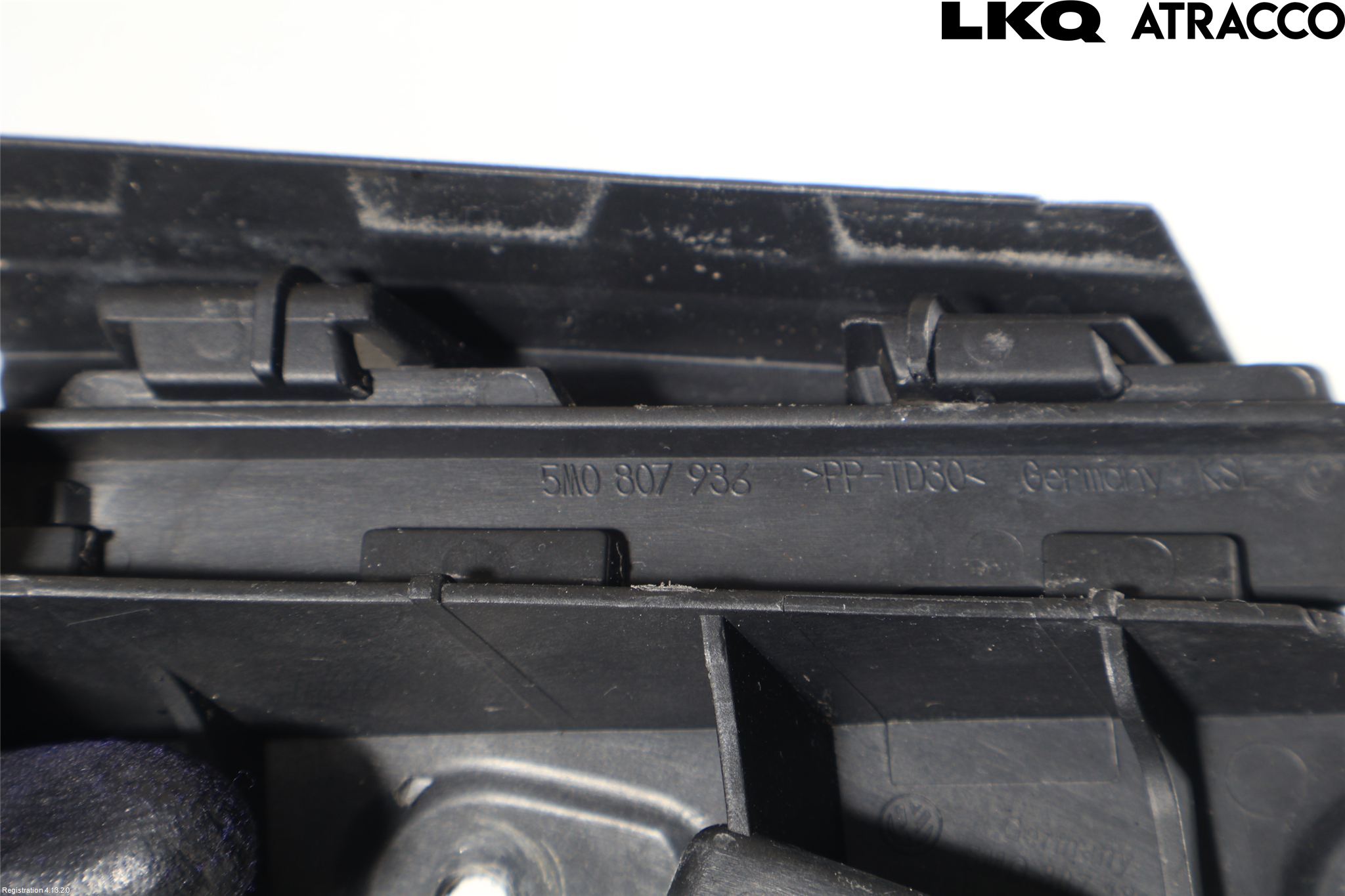 Volkswagen VW GOLF PLUS/CROSS GOLF 04-14 Stötfångarfäste Fram Hö