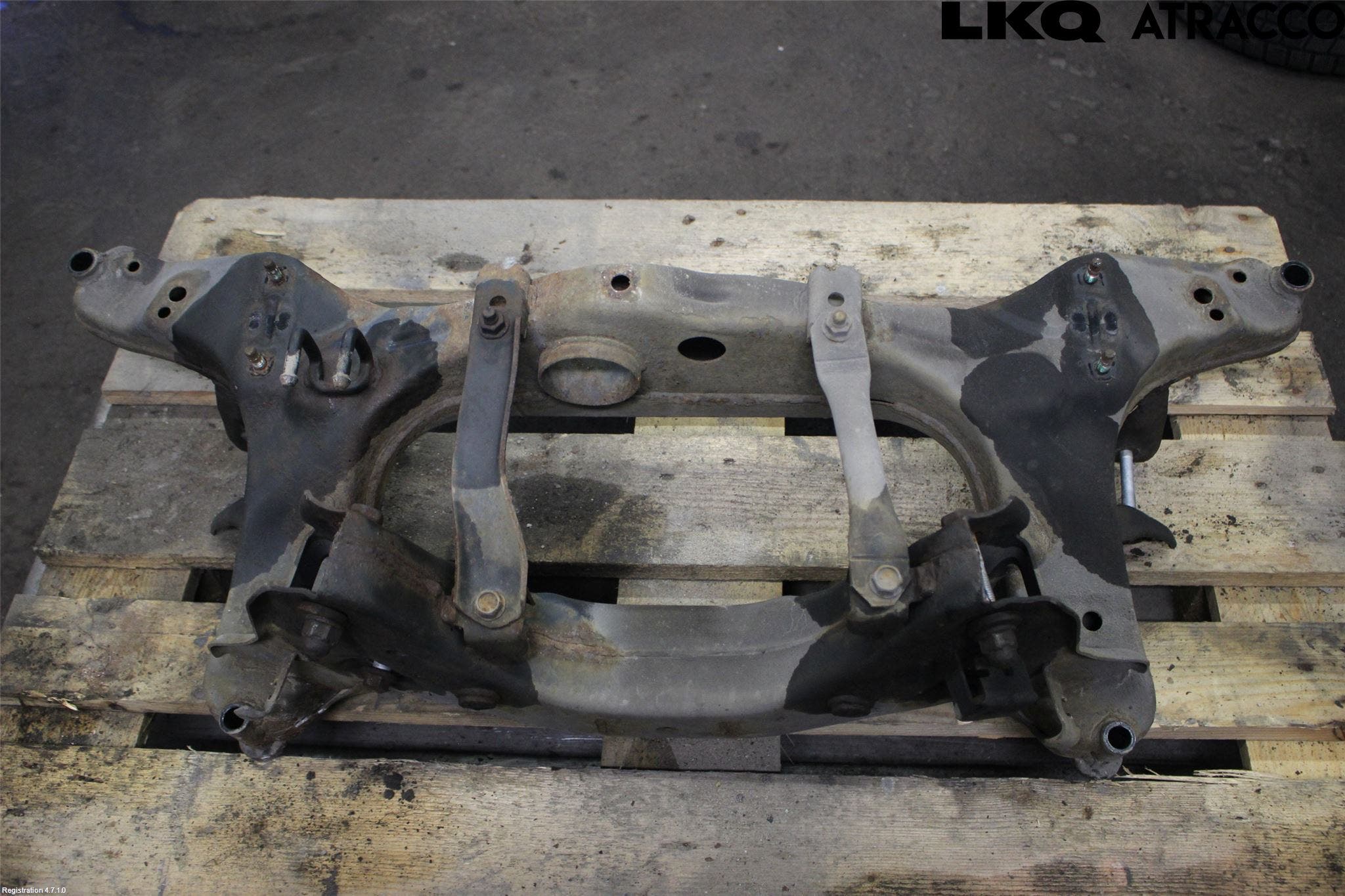 Nissan QASHQAI 14-17 Bakaxelbalk