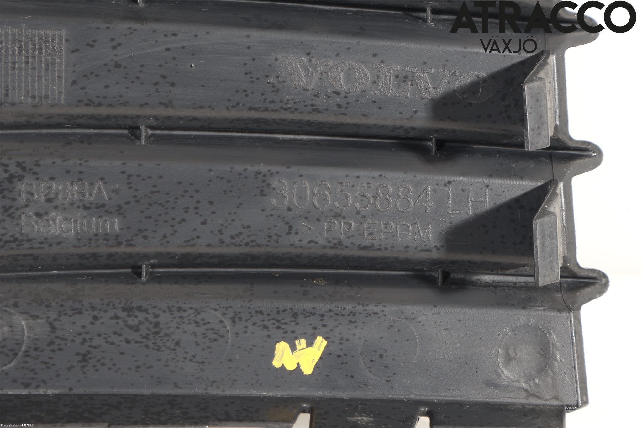 Volvo V50 04-07 Dimljussarg Fram