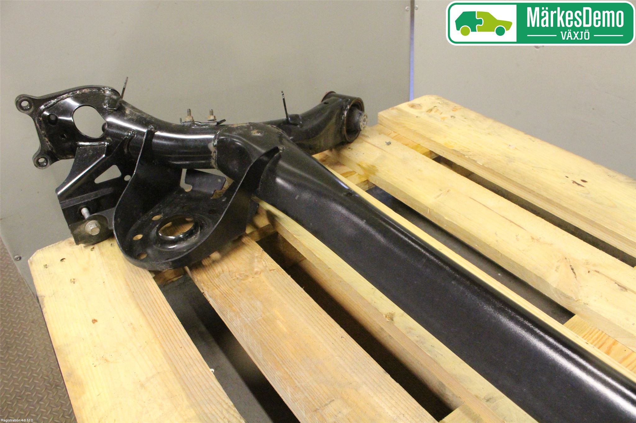 Toyota YARIS XP130 15-20 Bakaxelbalk