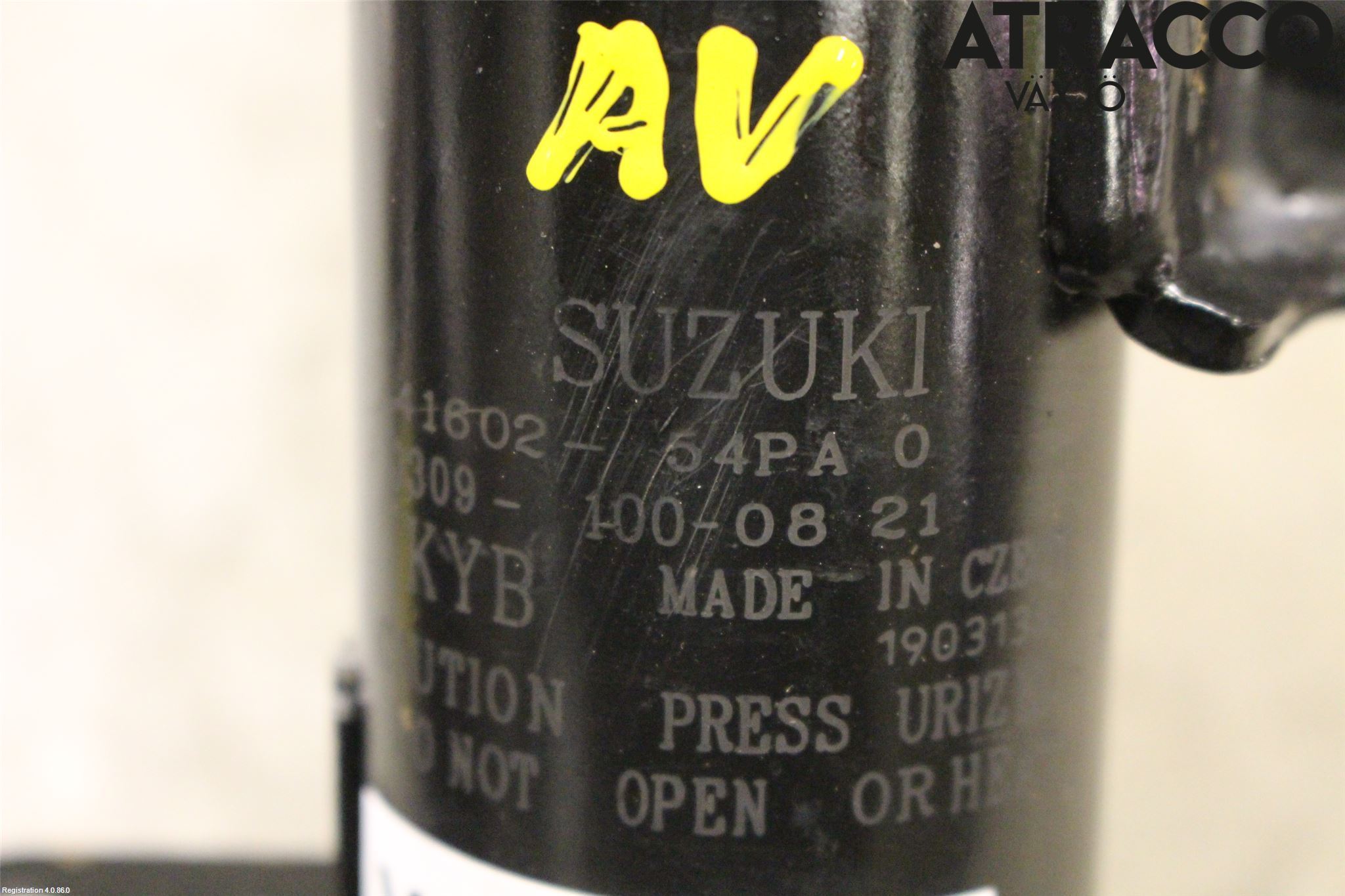 Suzuki VITARA 15- Fjäderben Fram Vänster