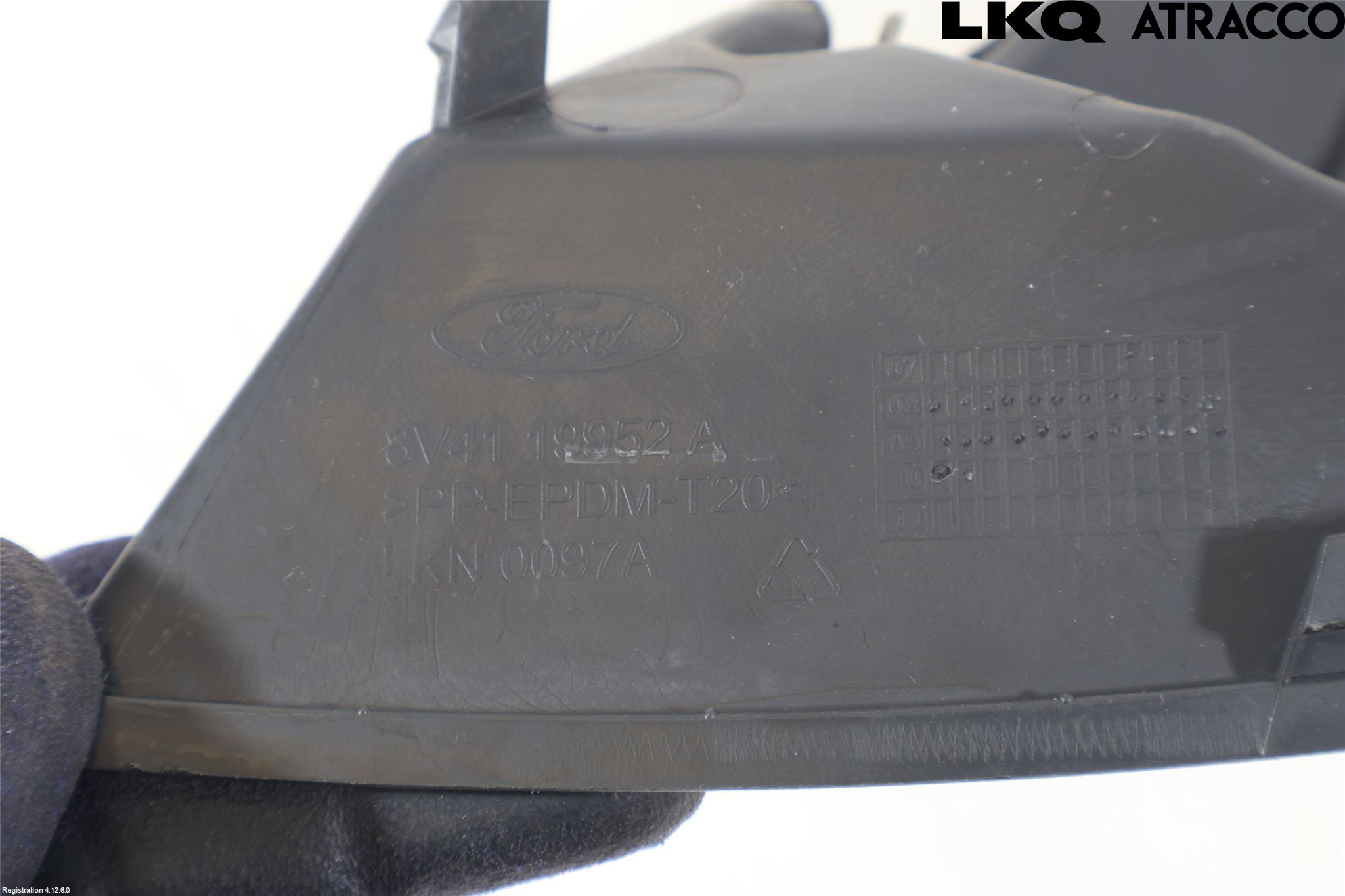 Ford KUGA 08-12 Dimljussarg Fram