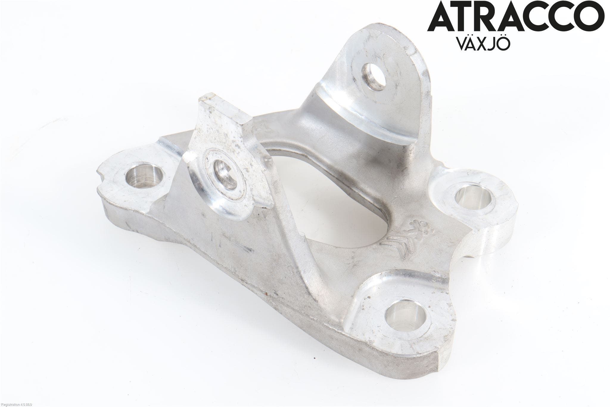 Peugeot 208/E-208 20- Bakaxel Fäste