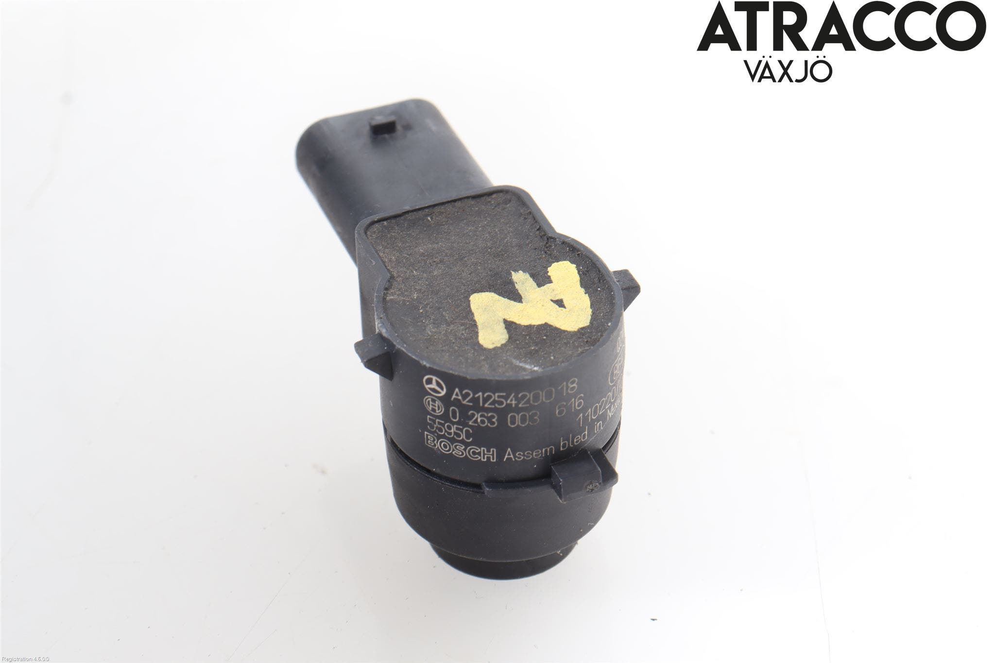 Mercedes-Benz MB C-KLASS (W204) 07-15 Parkeringshjälp Frontsensor