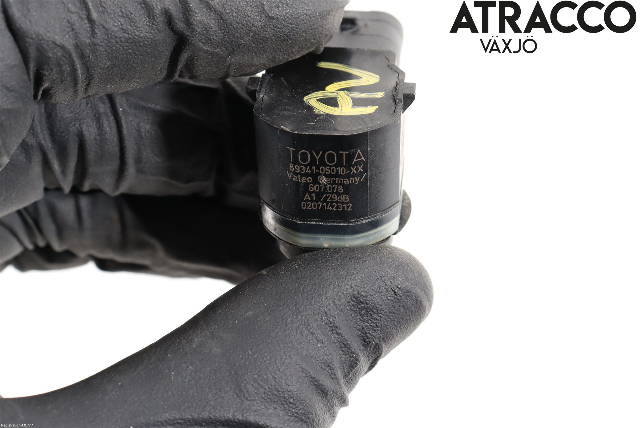 Toyota AURIS 13-19 Parkeringshjälp Frontsensor