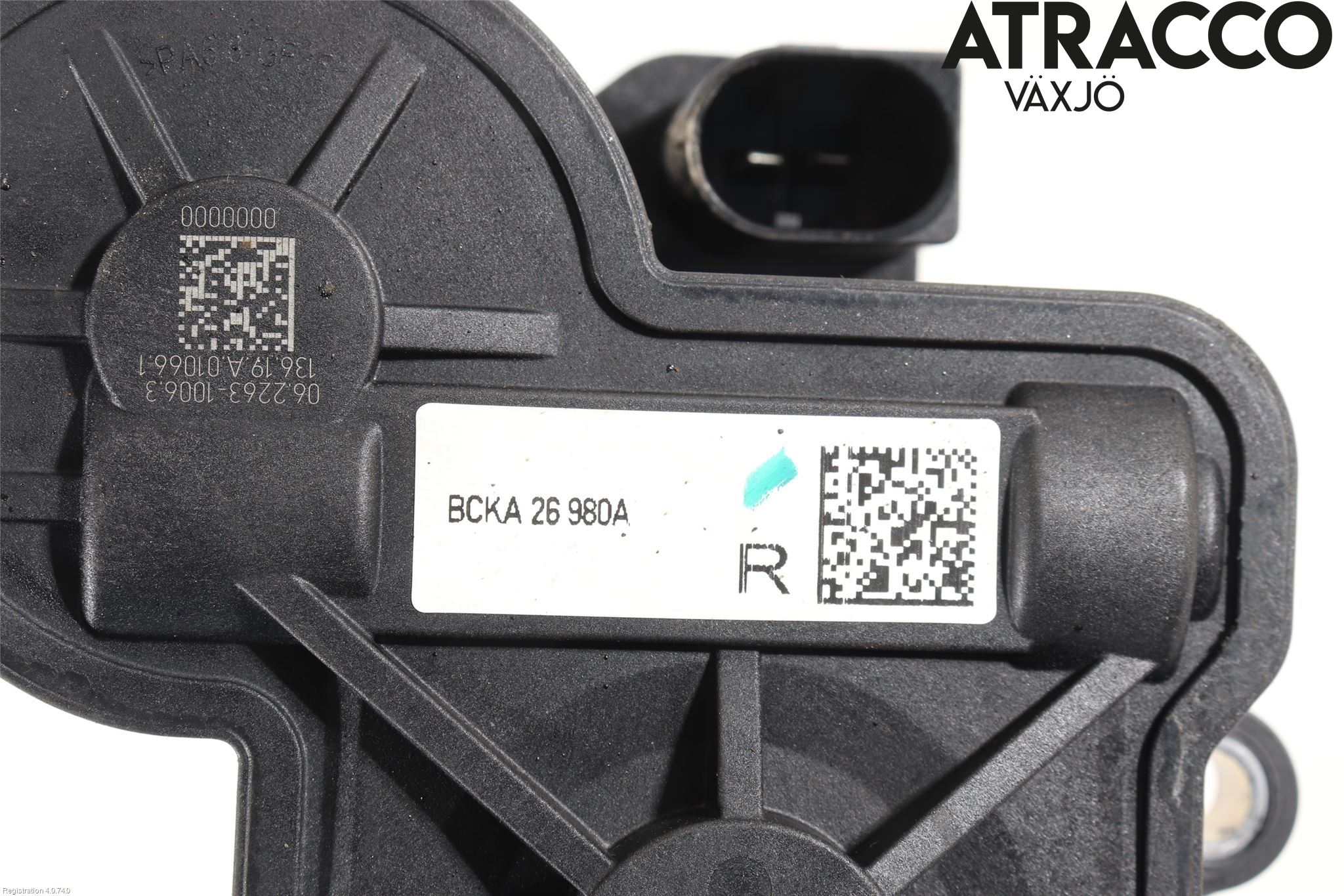 Mazda CX-30 20- Parkeringsbroms Elmanövrerad