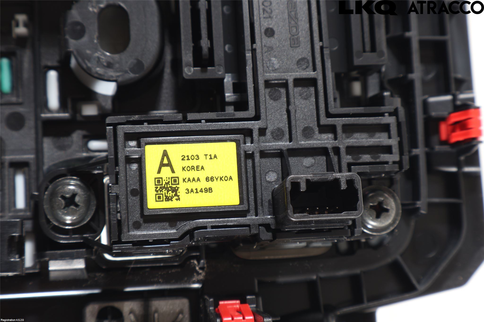 Mazda CX-60 22- Instrumentkonsoll Mitt