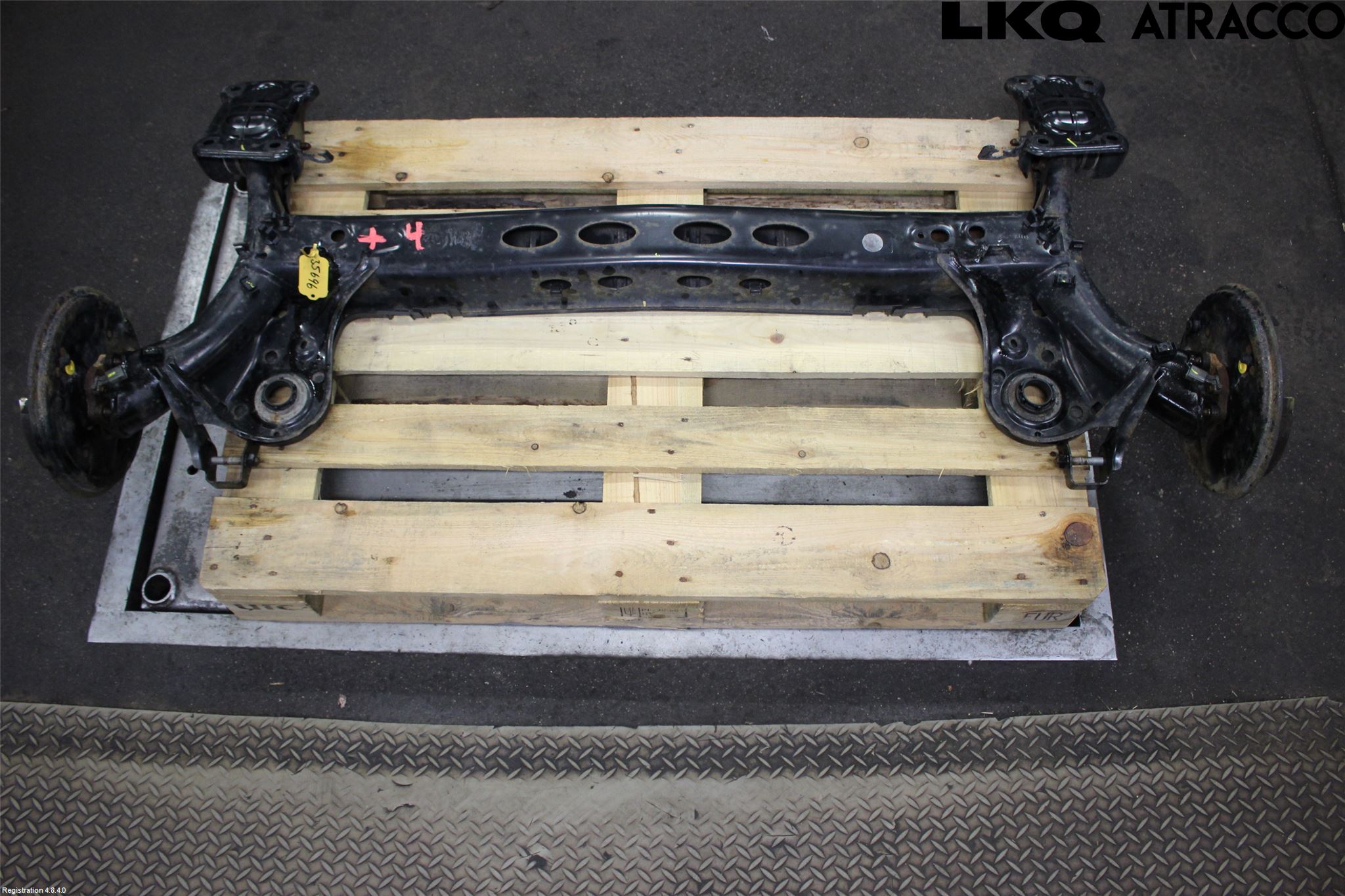 Volkswagen VW POLO VI 18->> Bakaxelbalk