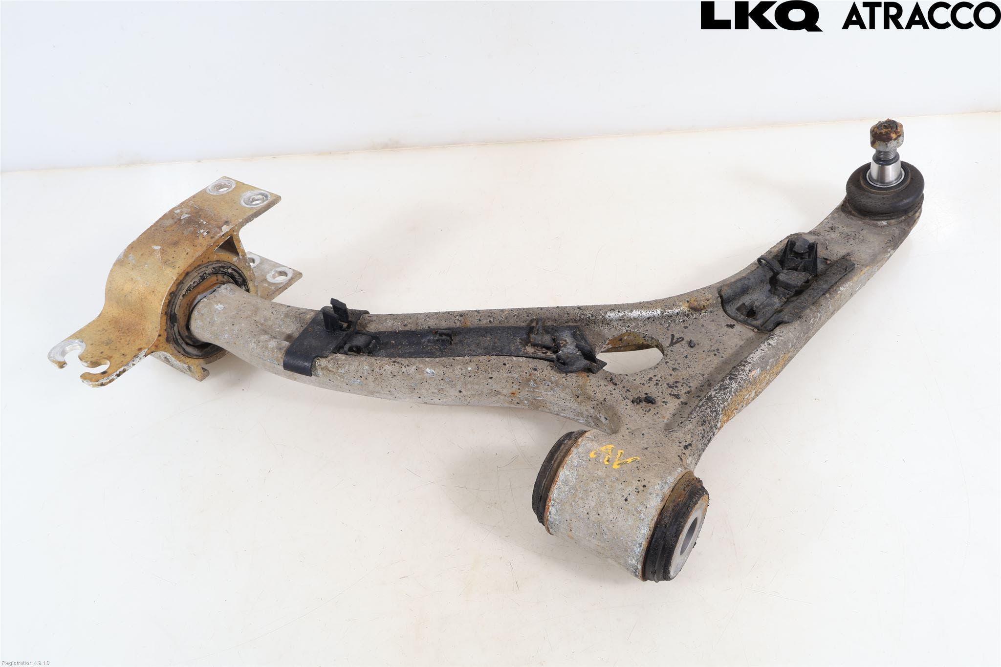 Mercedes-Benz MB GLA-KLASS (X156) 13-20 Bärarm Fram Undre Vä