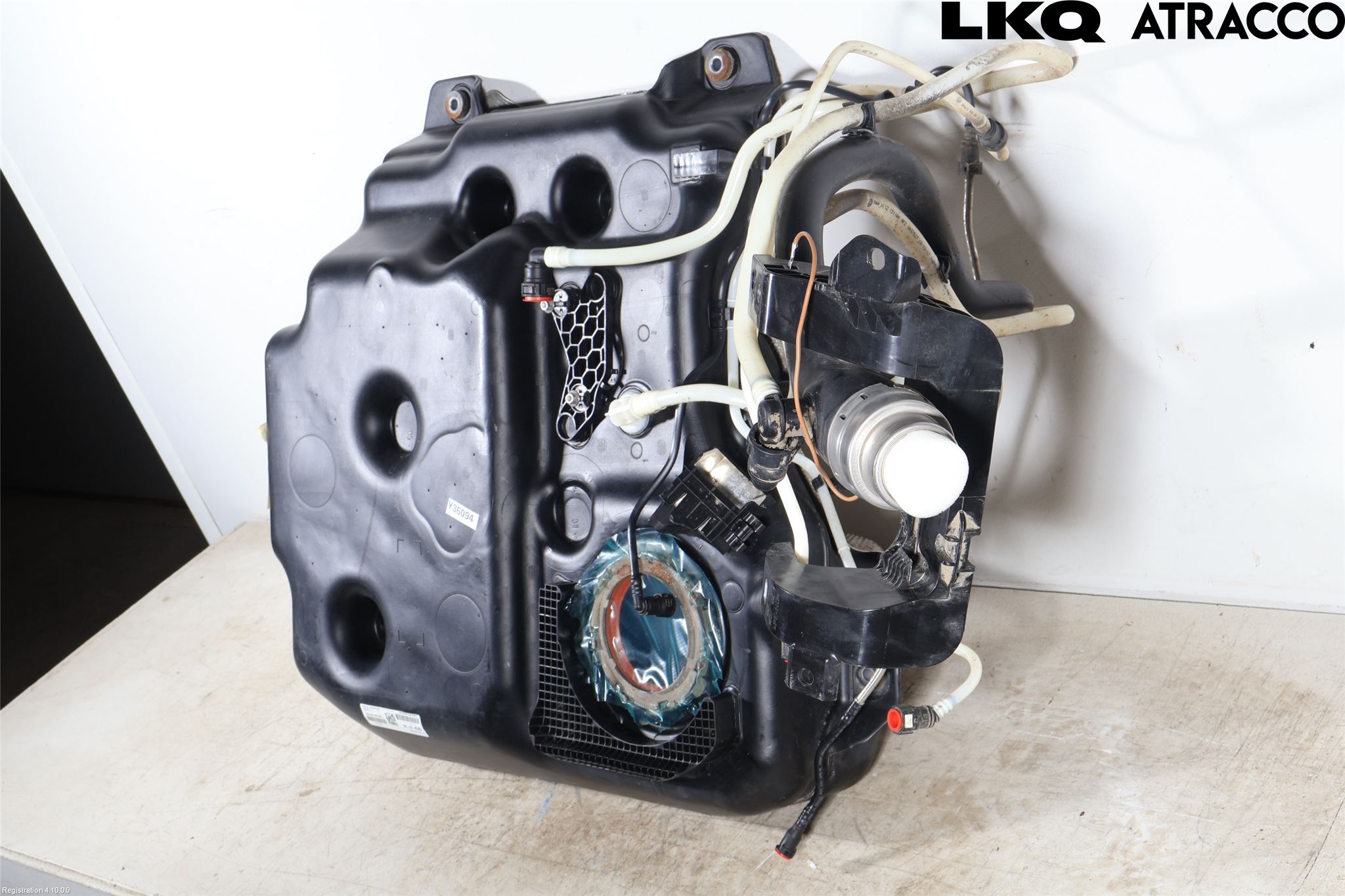 Volkswagen VW PASSAT 15-19 Bränsletank