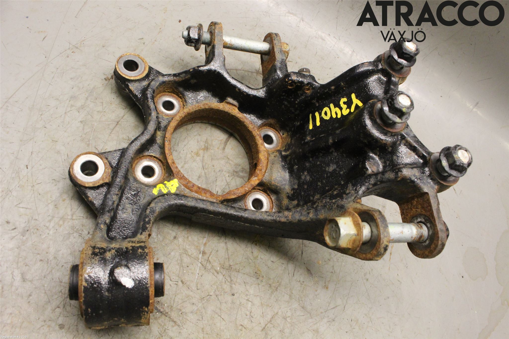 Hyundai TUCSON 05- Hjullagerhus-Spindel Vä B