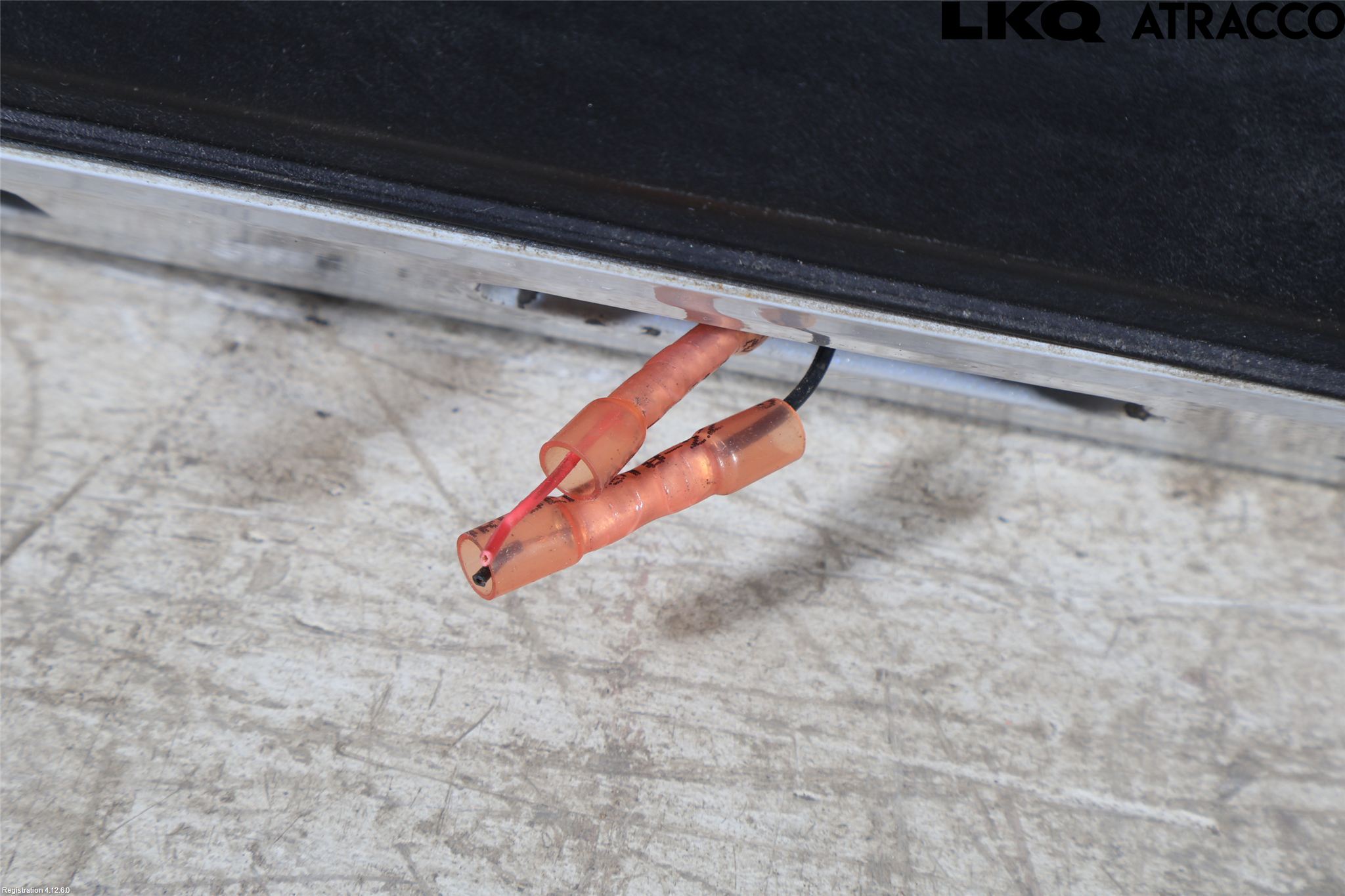 Ford KUGA 08-12 Baklucka Övre