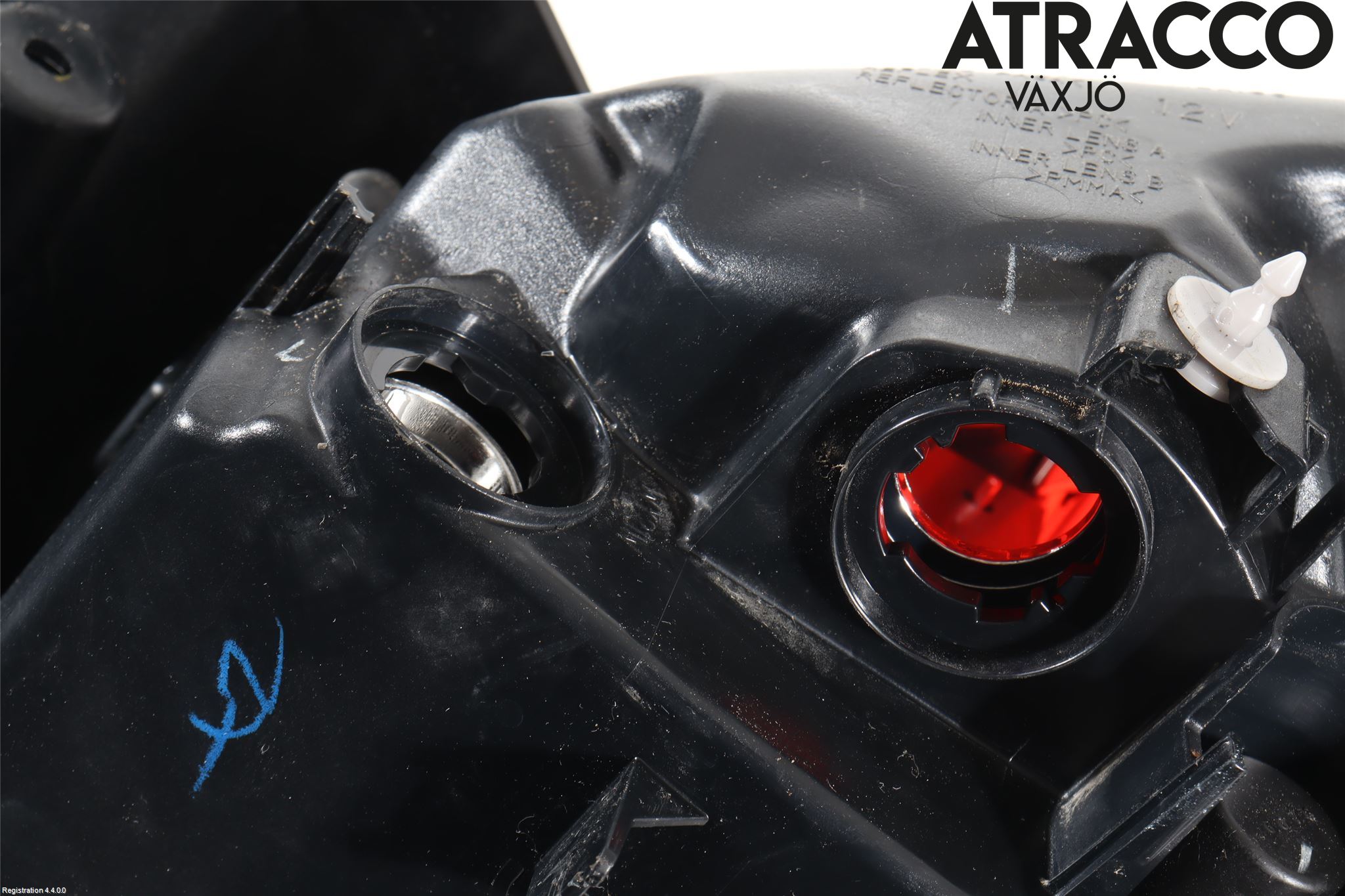 Mazda 2 (DJ) 15-22 Bakljus Vänster