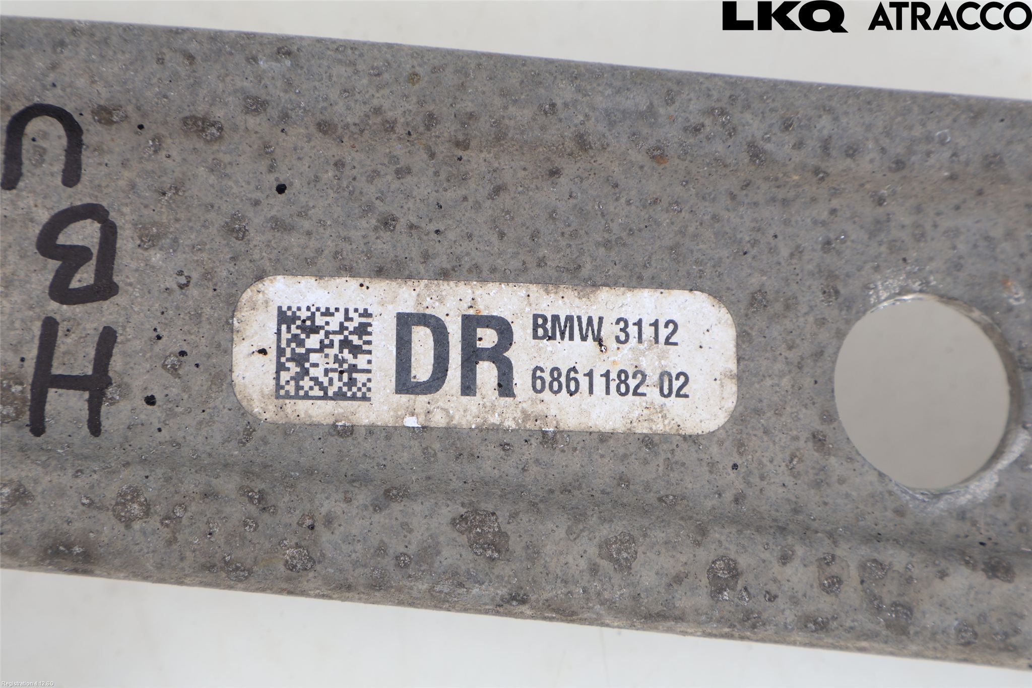 BMW 5 G30/G31/F90 17-23 Bärarm Fram Undre Hö