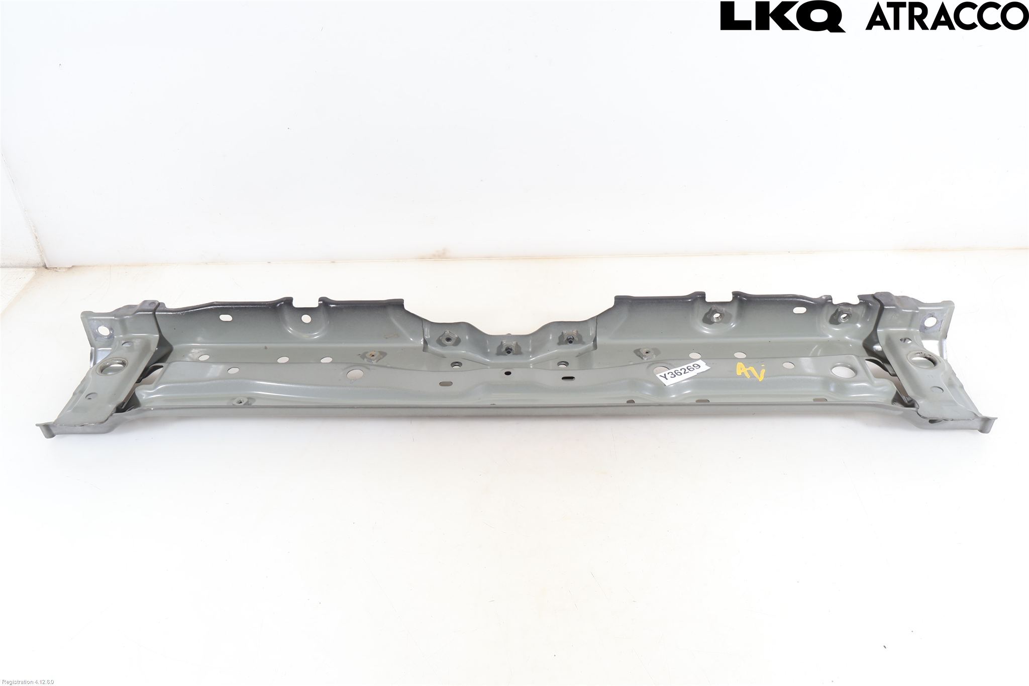 Toyota COROLLA 19- Kylarfäste-Ram-Balk