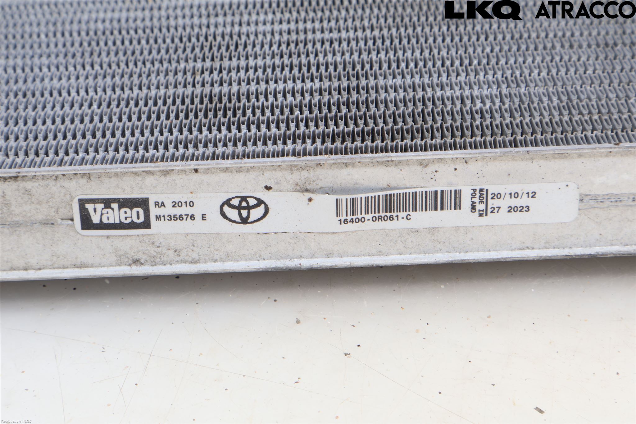 Toyota AVENSIS 09-15 Kylare Man