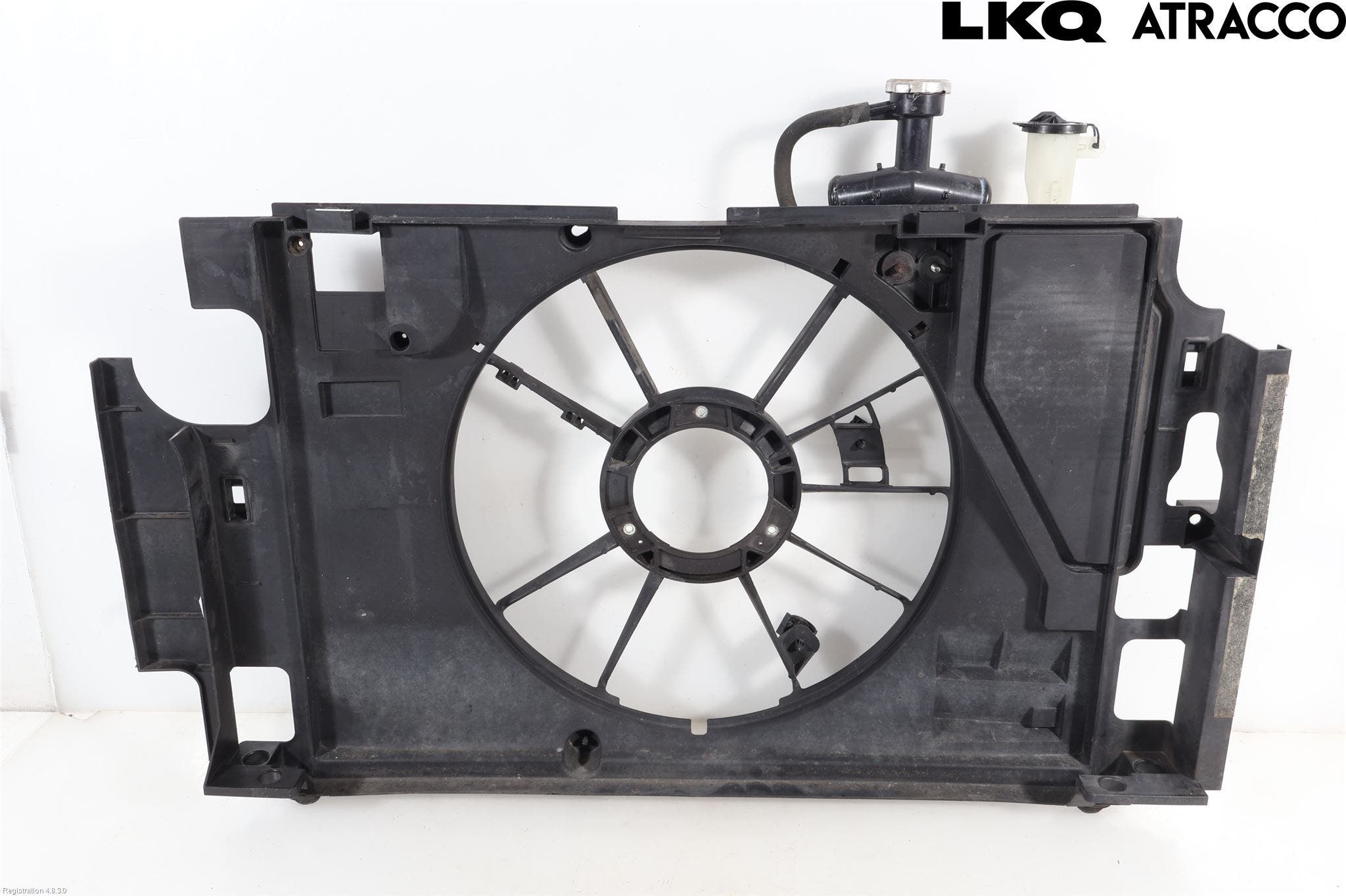 Toyota YARIS XP130 15-20 Kylfläktkåpa