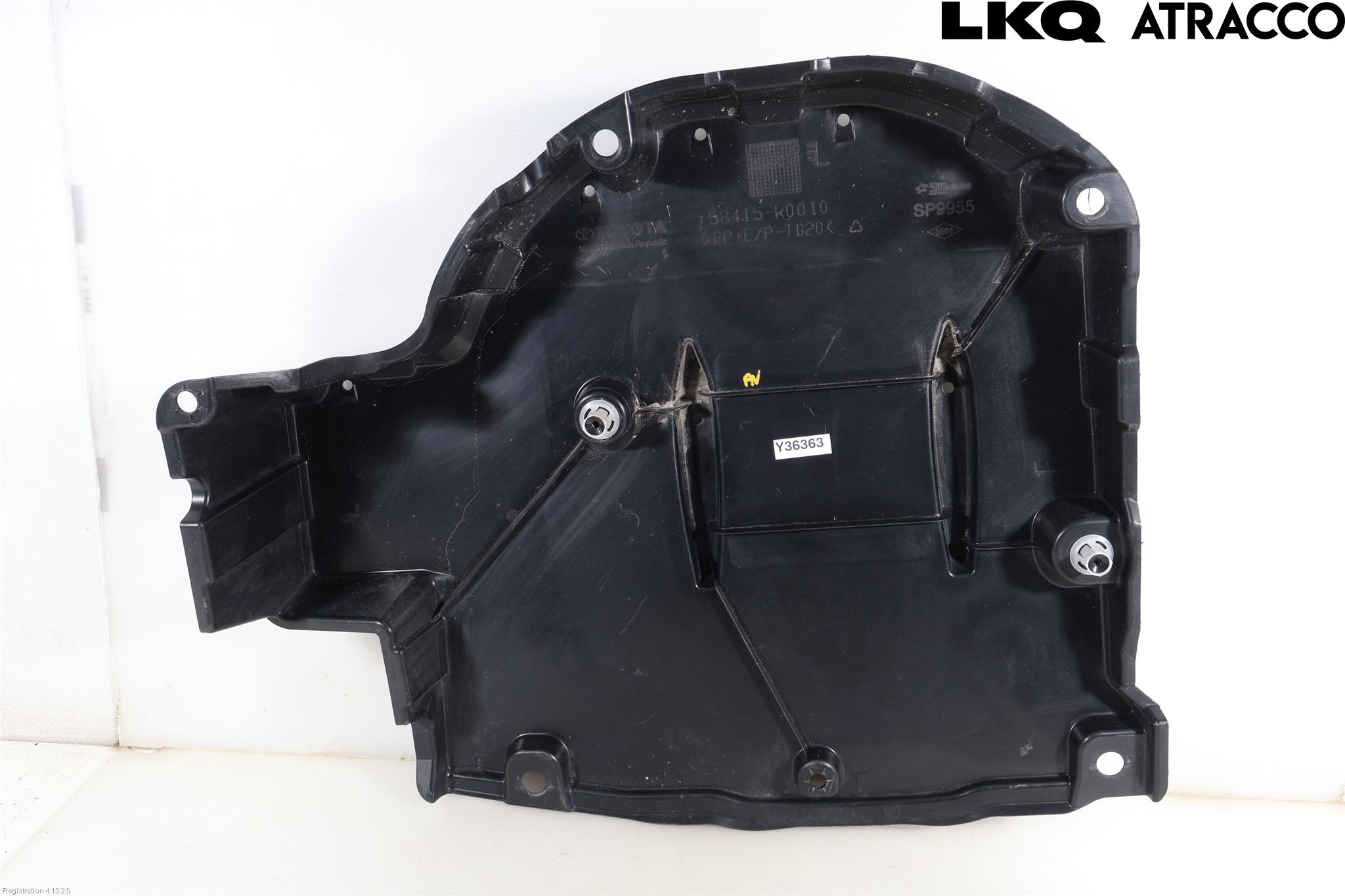 Toyota YARIS XP21 20- Hasplåt Plåt-Plast