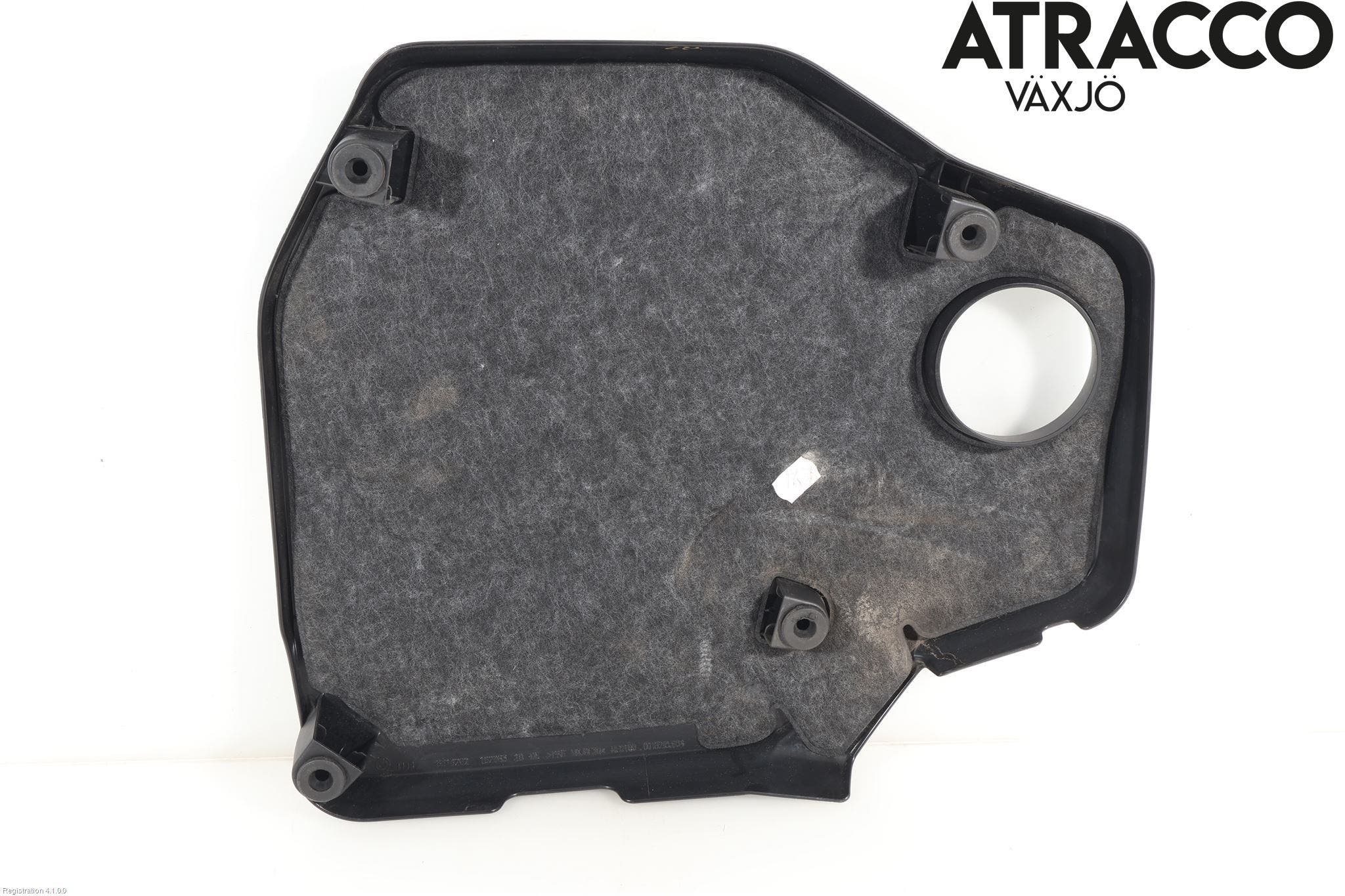 BMW 5 F10/F11/F18 09-17 Motorkåpa