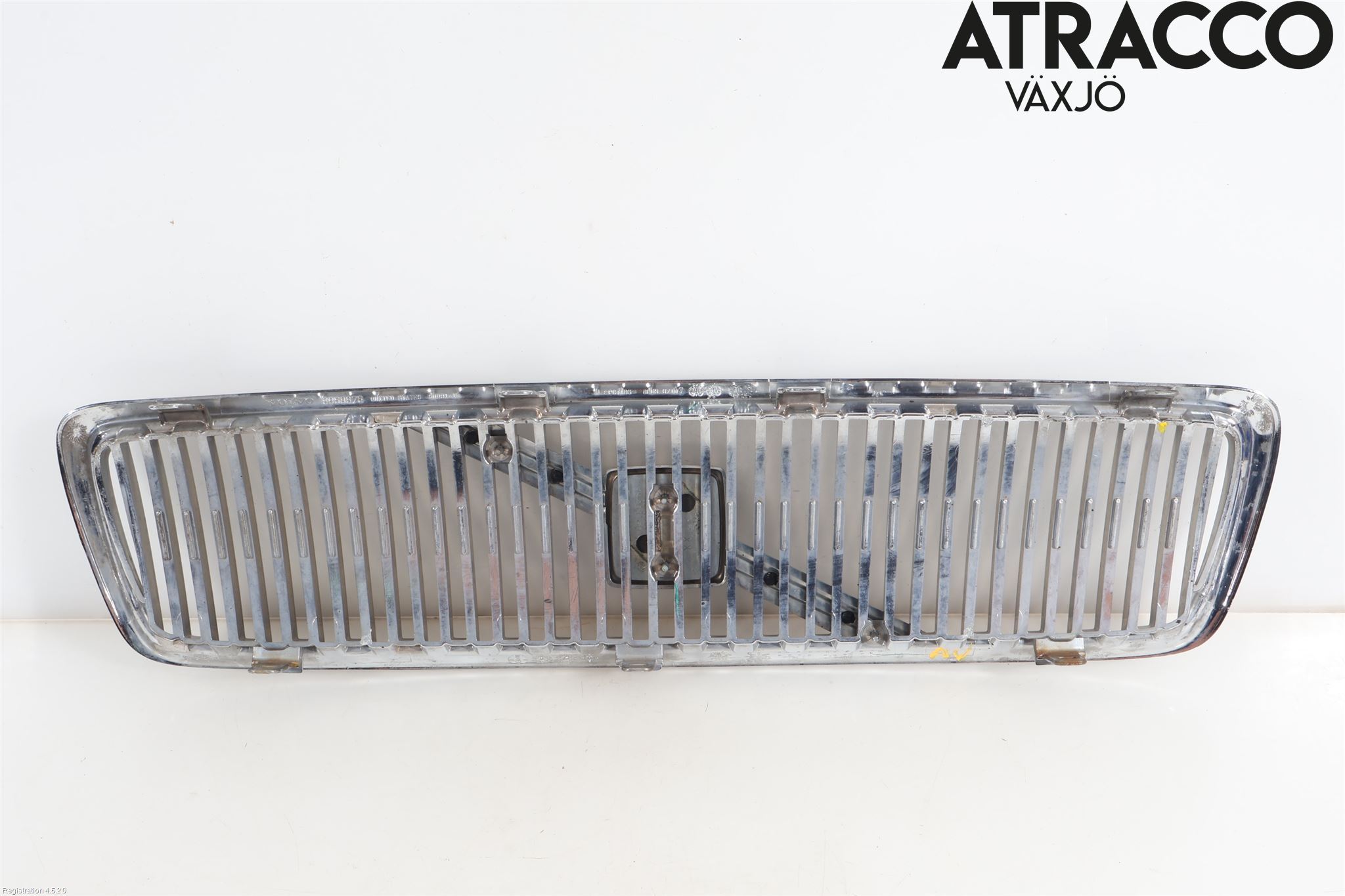 Volvo V70 00-04 Grill Komp