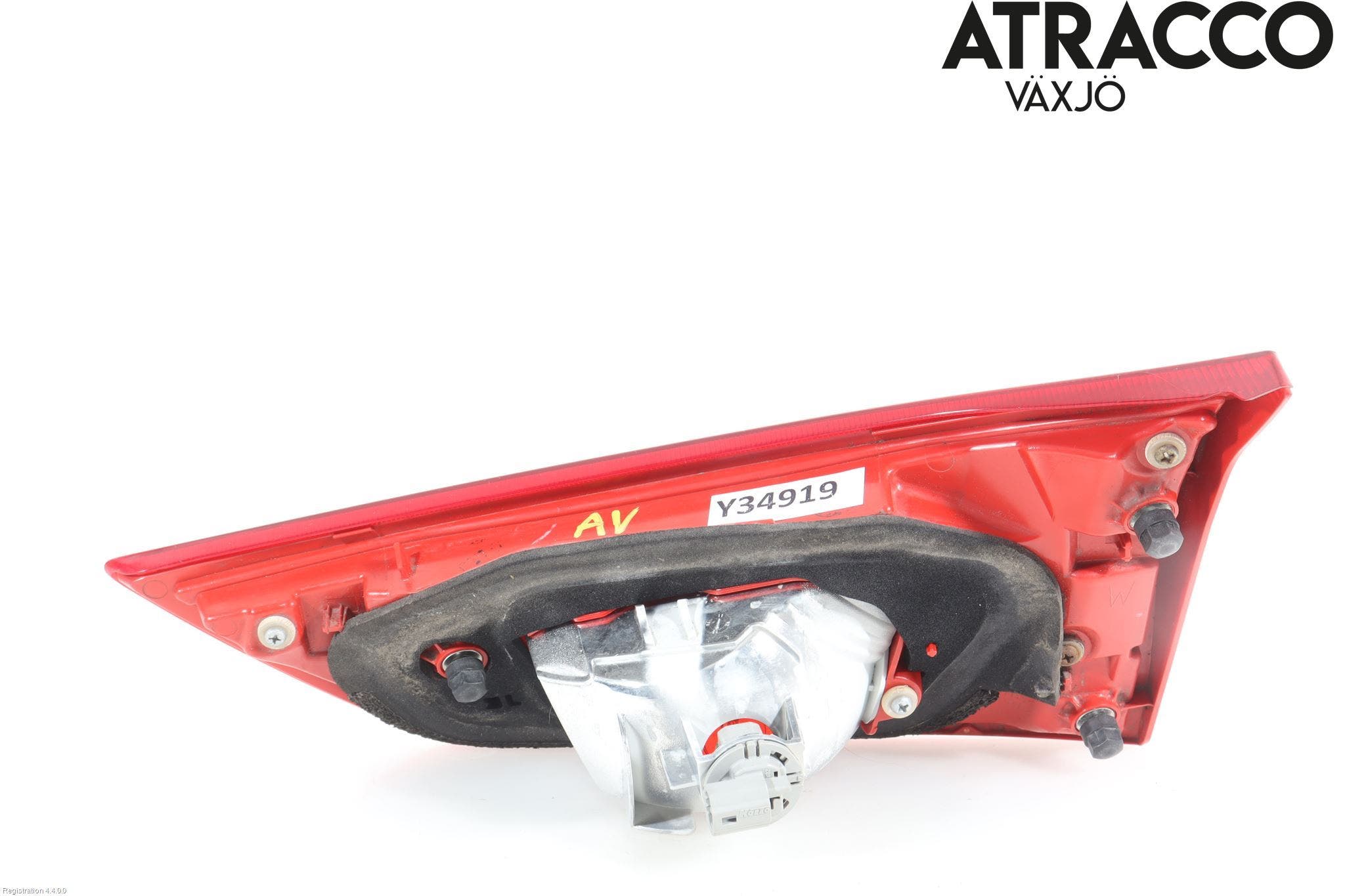 Toyota AURIS 13-19 Bakljus Lucka Vä