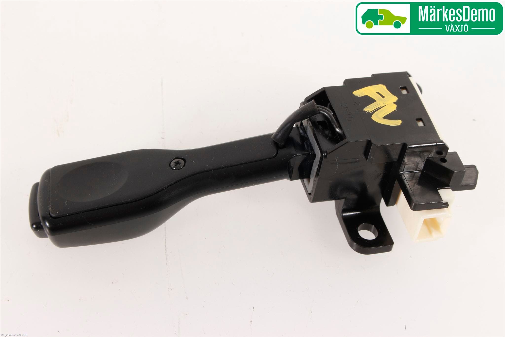 Toyota AVENSIS 16-18 Farthållare