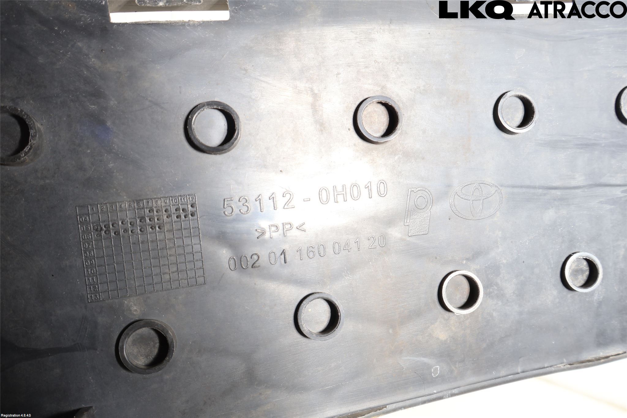 Toyota AYGO 06-14 Grill-Galler