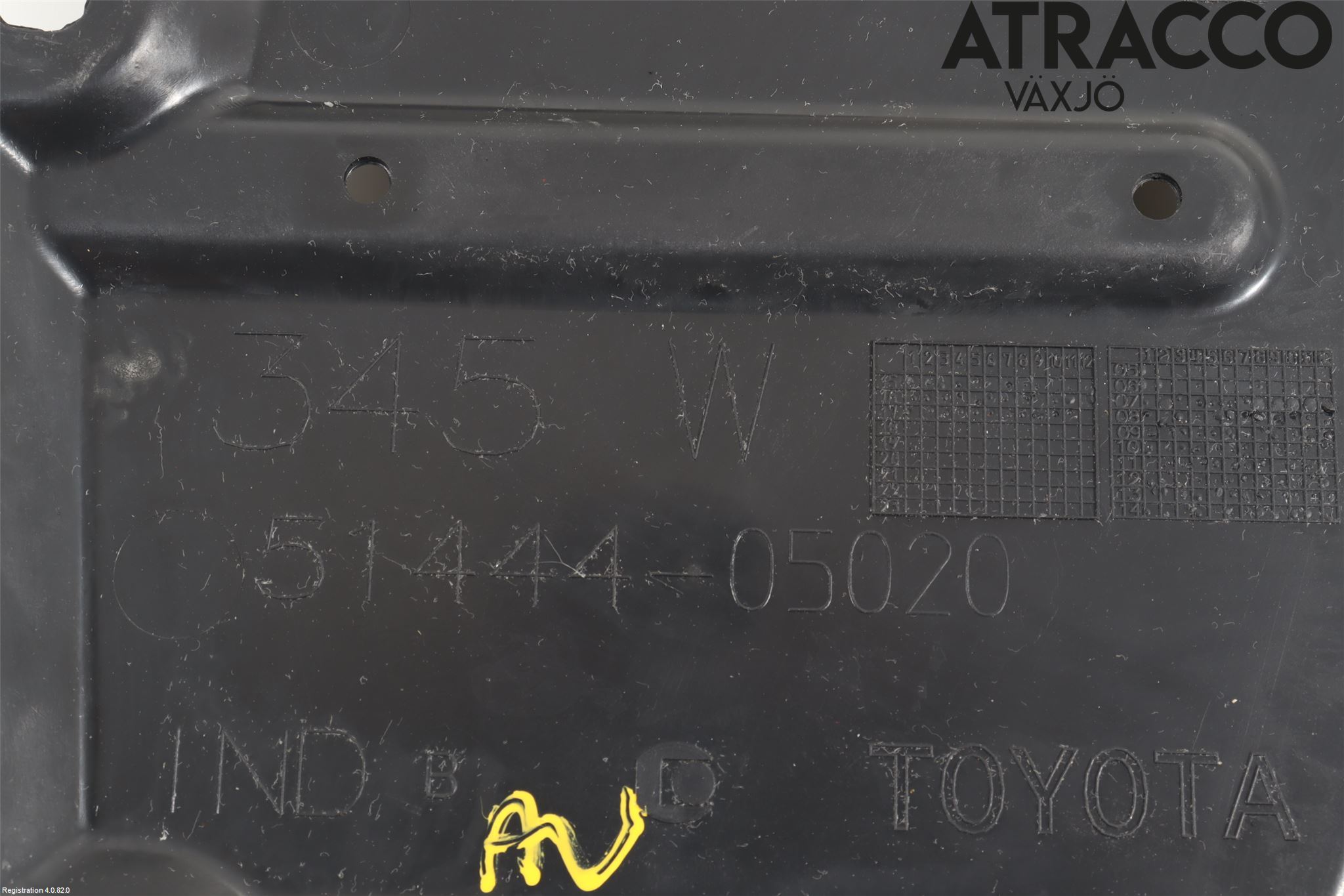 Toyota AURIS 13-19 Hasplåt Plåt-Plast